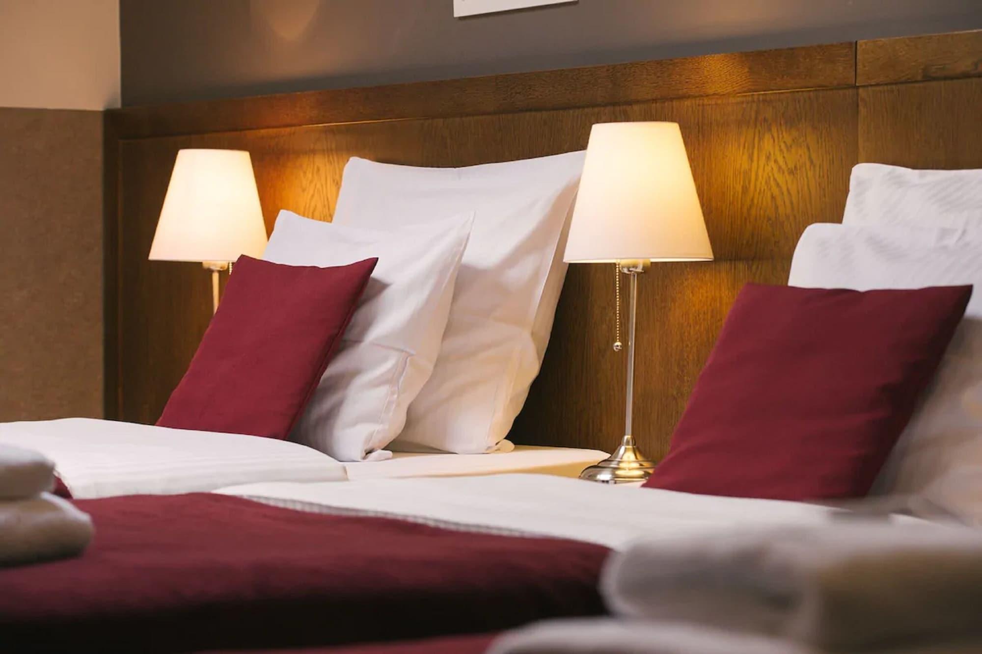 Hotel Yarden By Artery 3*