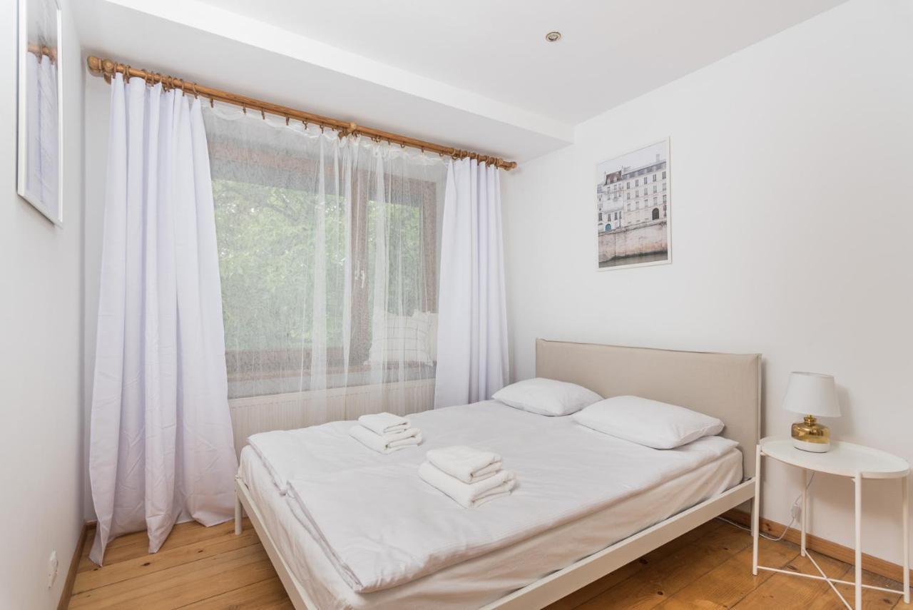 Old Town Loft - 7 Bedroom - By Upstairs Apartament