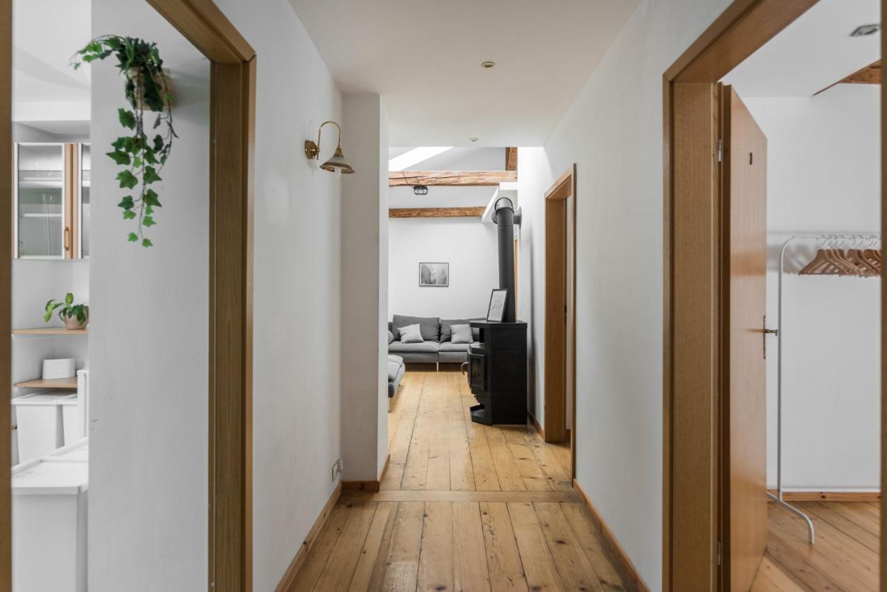 Old Town Loft - 7 Bedroom - By Upstairs Kraków