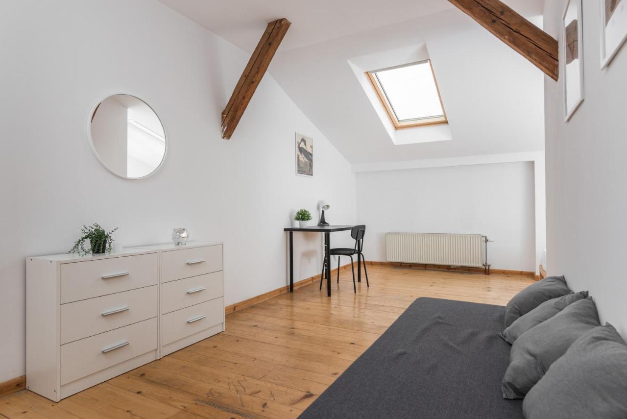 Old Town Loft - 7 Bedroom - By Upstairs Kraków