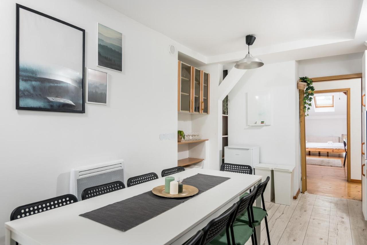 Old Town Loft - 7 Bedroom - By Upstairs