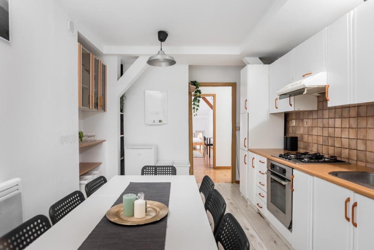Apartament Old Town Loft - 7 Bedroom - By Upstairs *