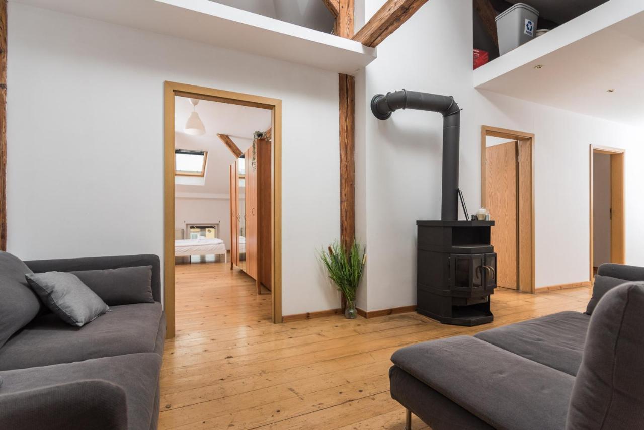 Old Town Loft - 7 Bedroom - By Upstairs * Kraków