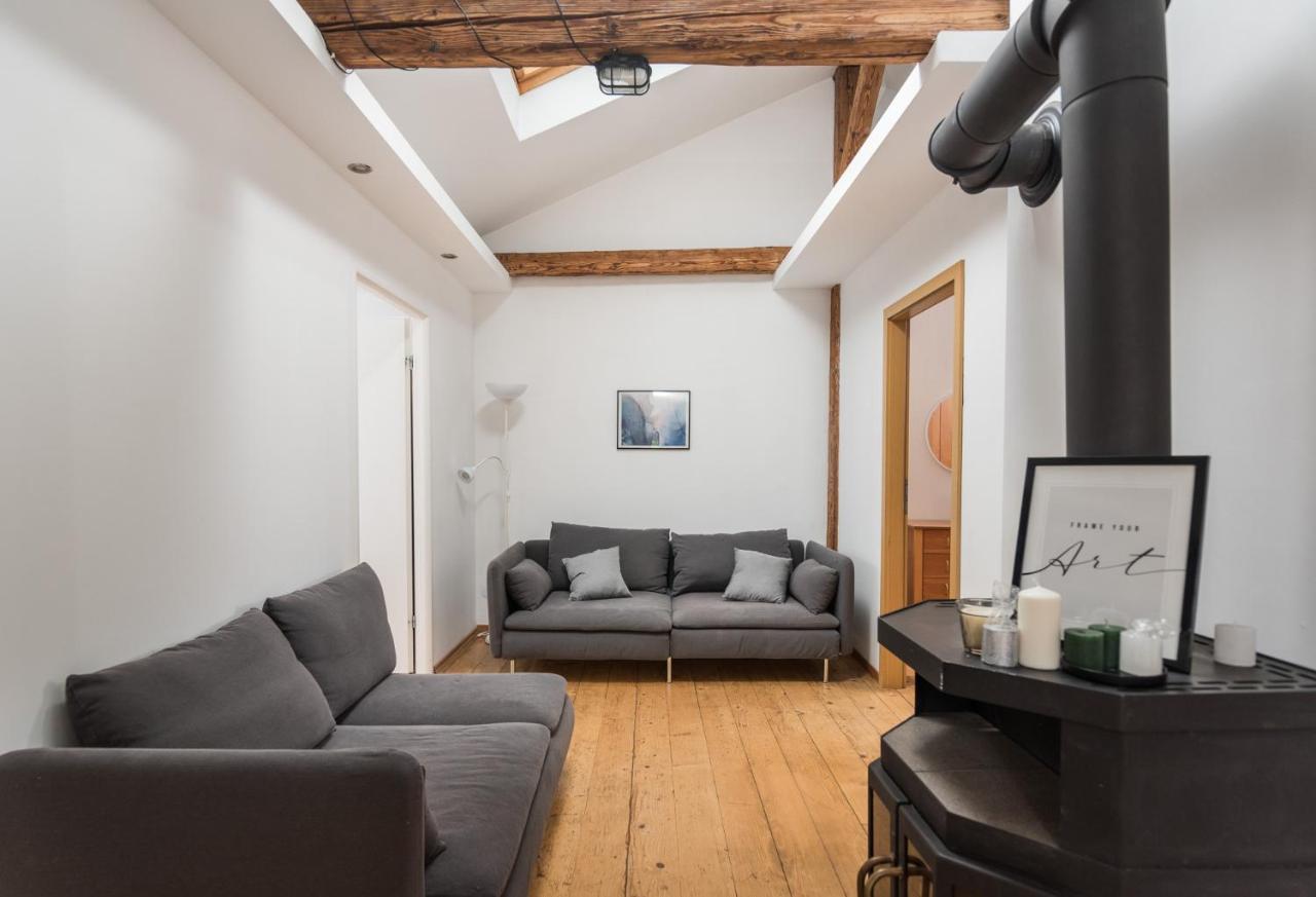 Old Town Loft - 7 Bedroom - By Upstairs * Kraków