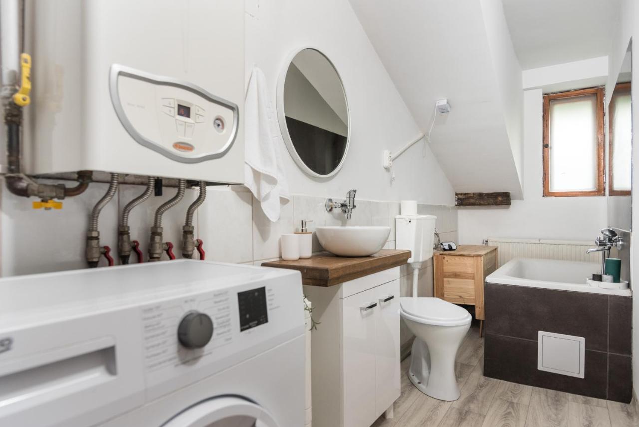 Old Town Loft - 7 Bedroom - By Upstairs Kraków