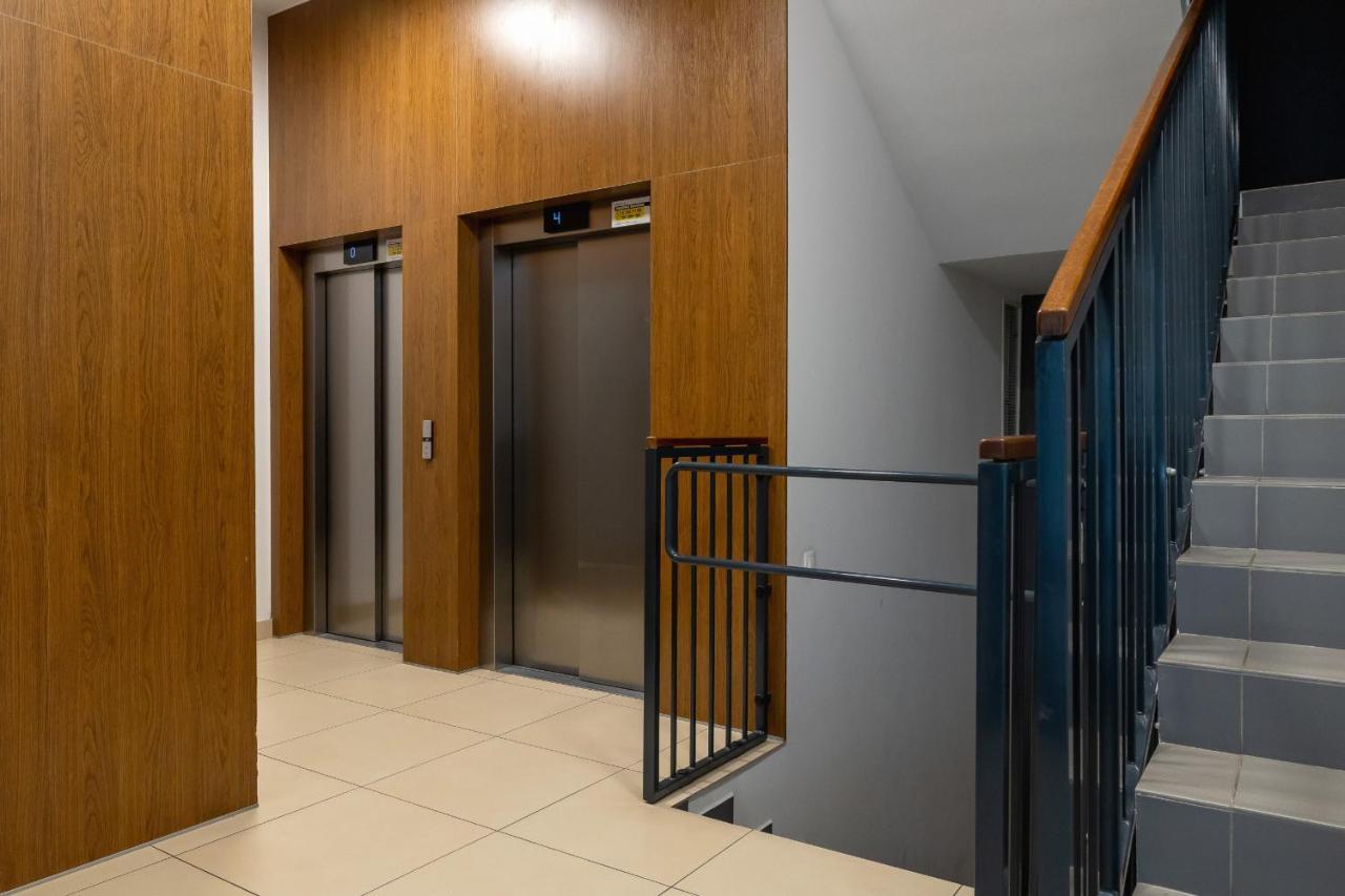 Osiedle Avia Harmonious With Balcony & Parking Cracow By Renters Prestige * Cracóvia