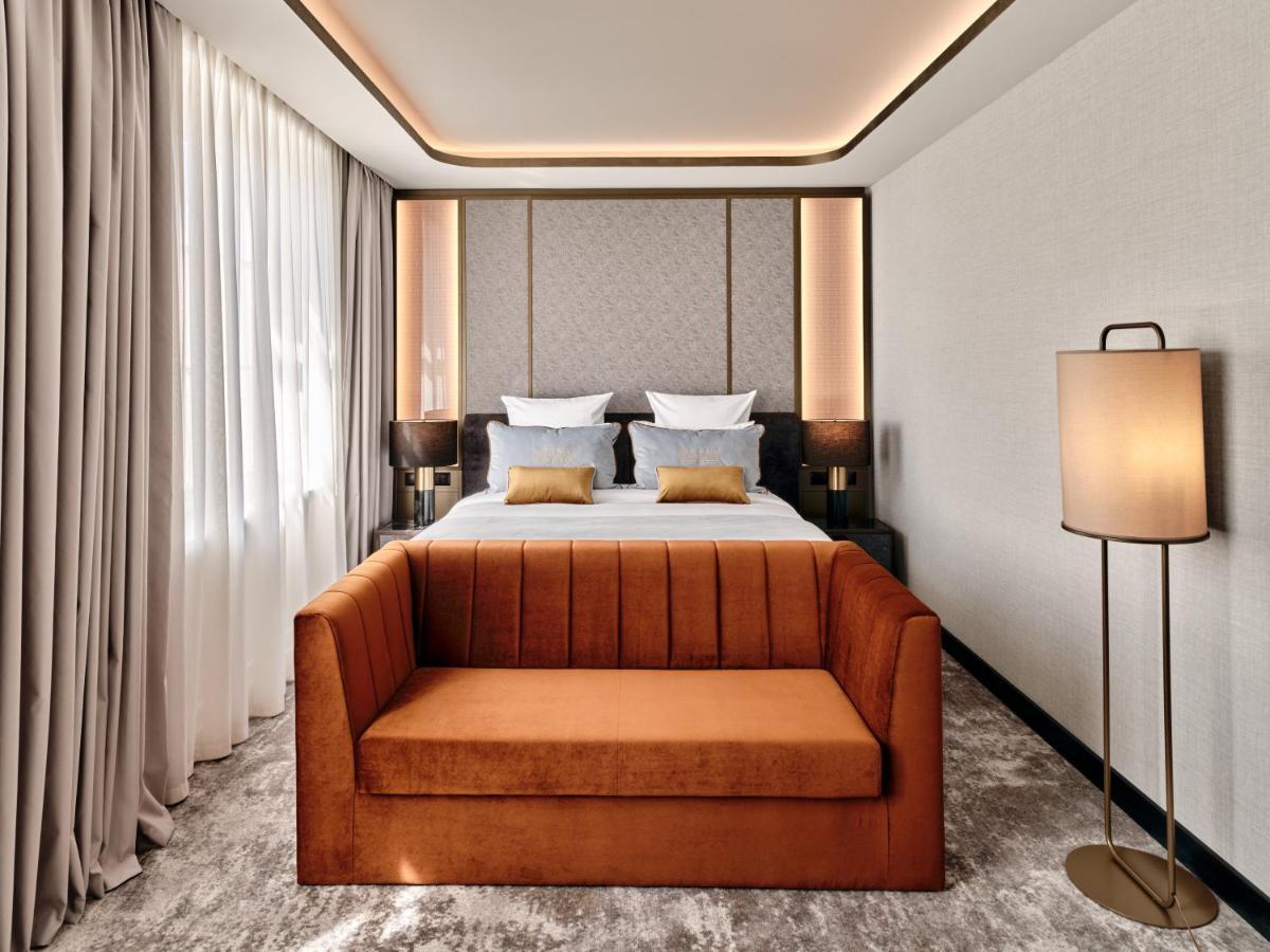 The Crown Center - Handwritten Collection Accor Hotel Krakau