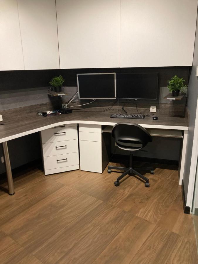 G76 Free Parking Apartment Krakow