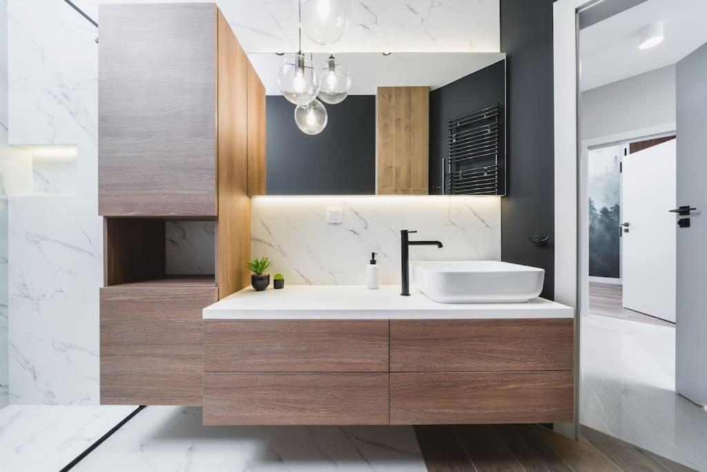 Elegant Business Apartment *