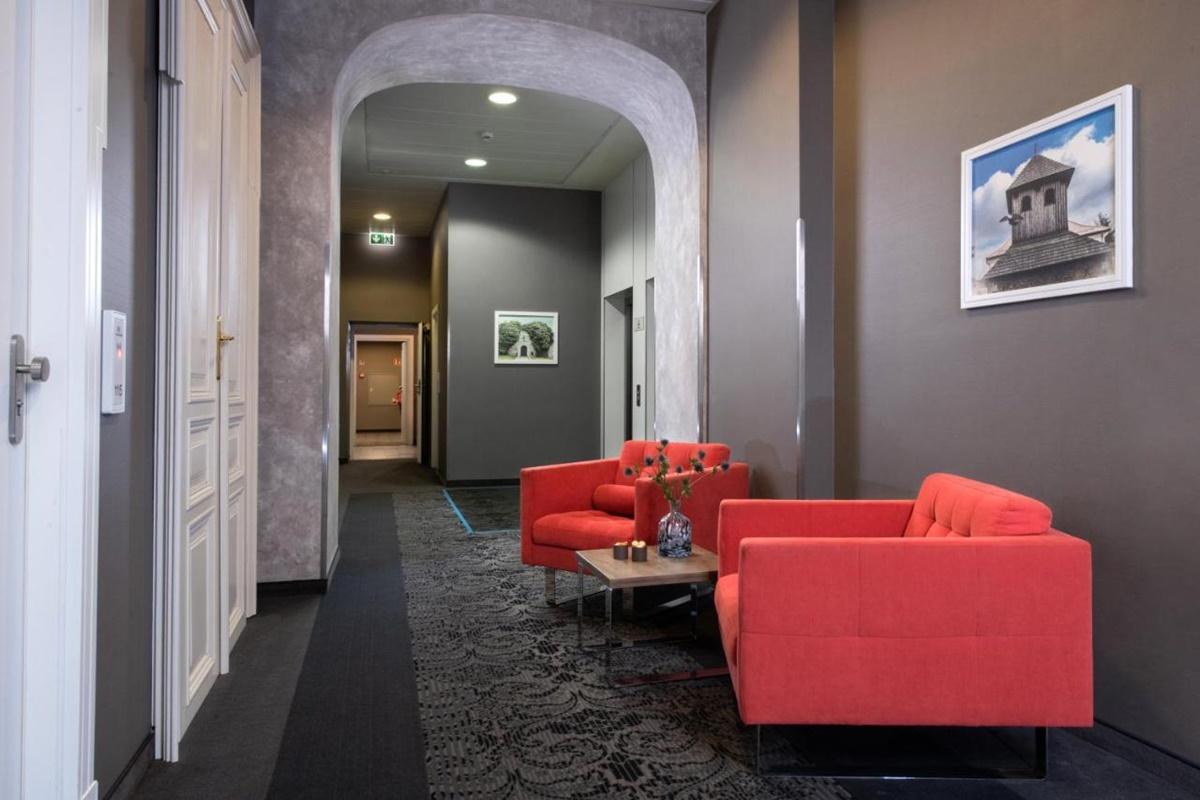 Hotel Metropolis Design 4*