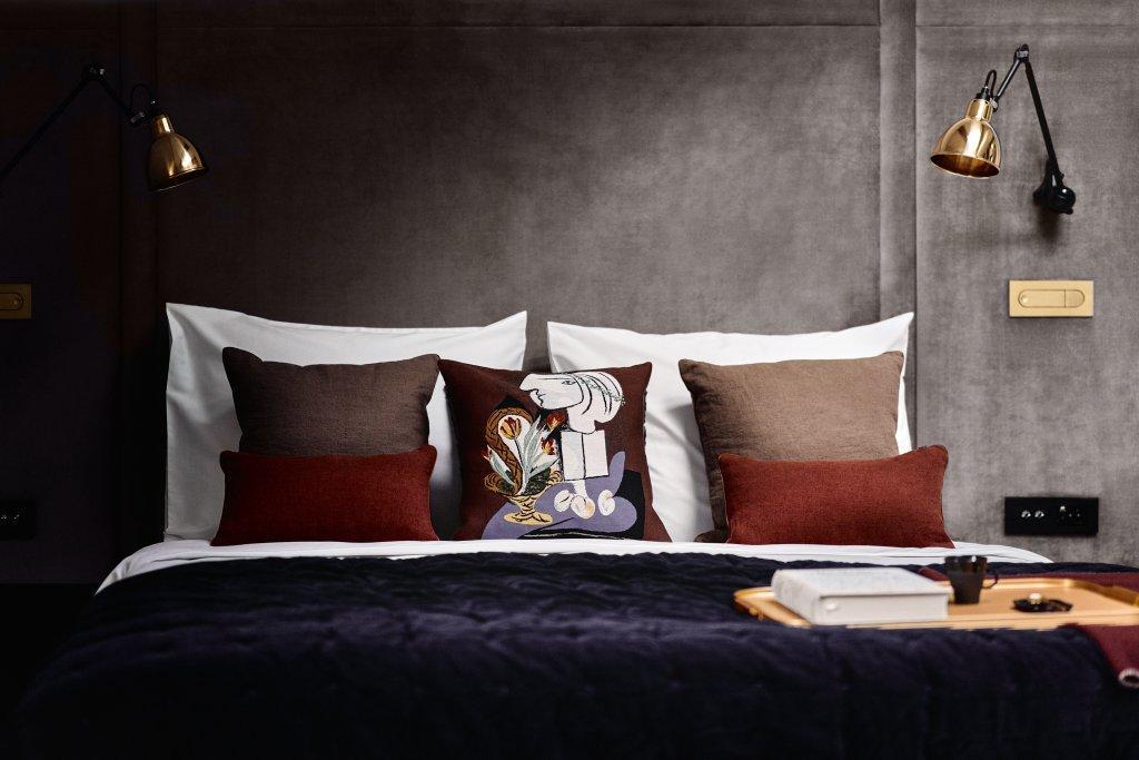 H15 Luxury Palace - Destigo Hotel