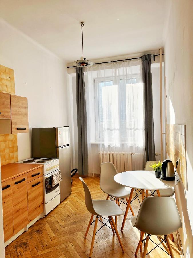 In Old Town Apartament *