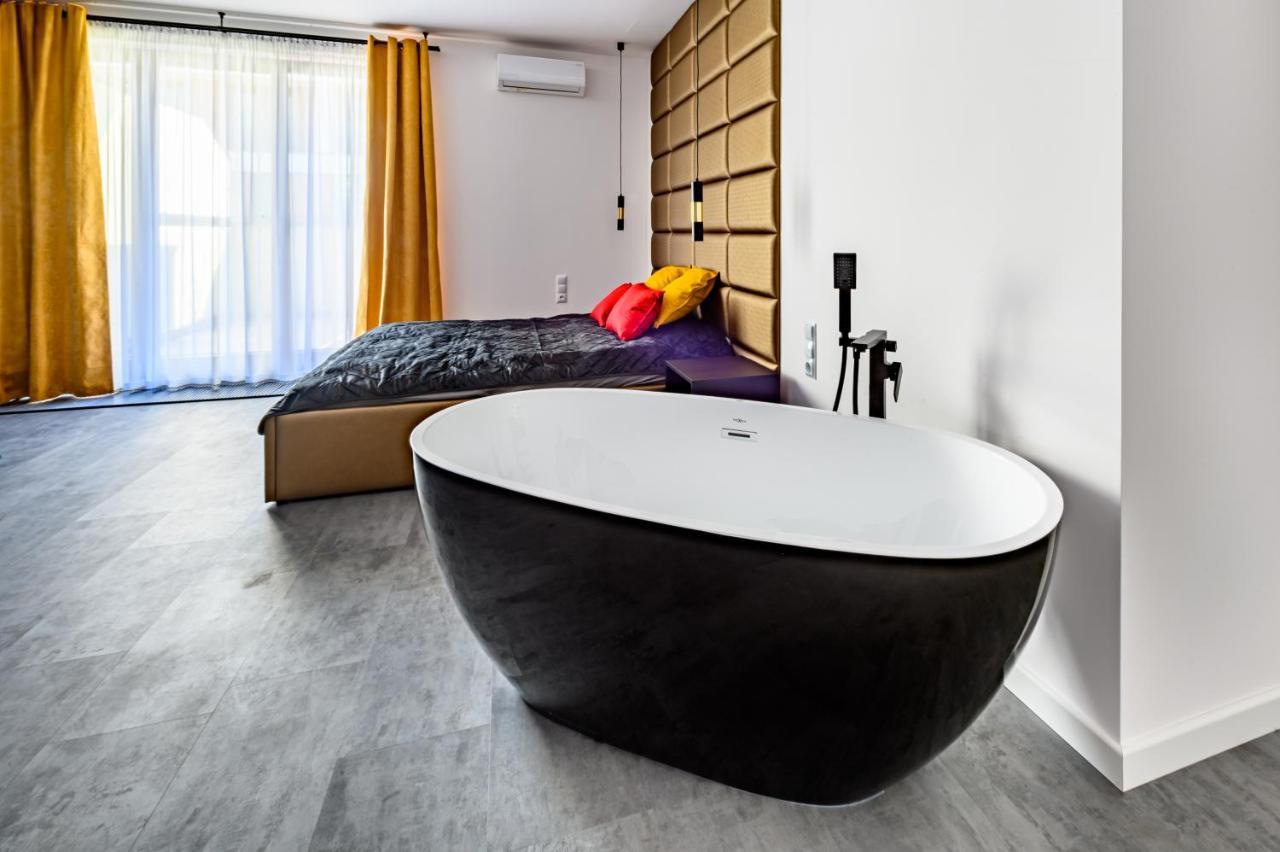 5th Floor Apartament