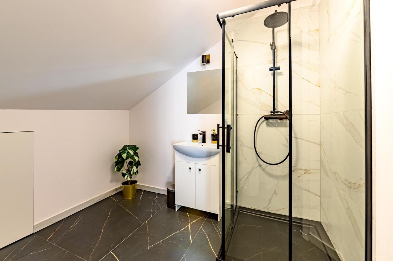 Apartament 5th Floor *