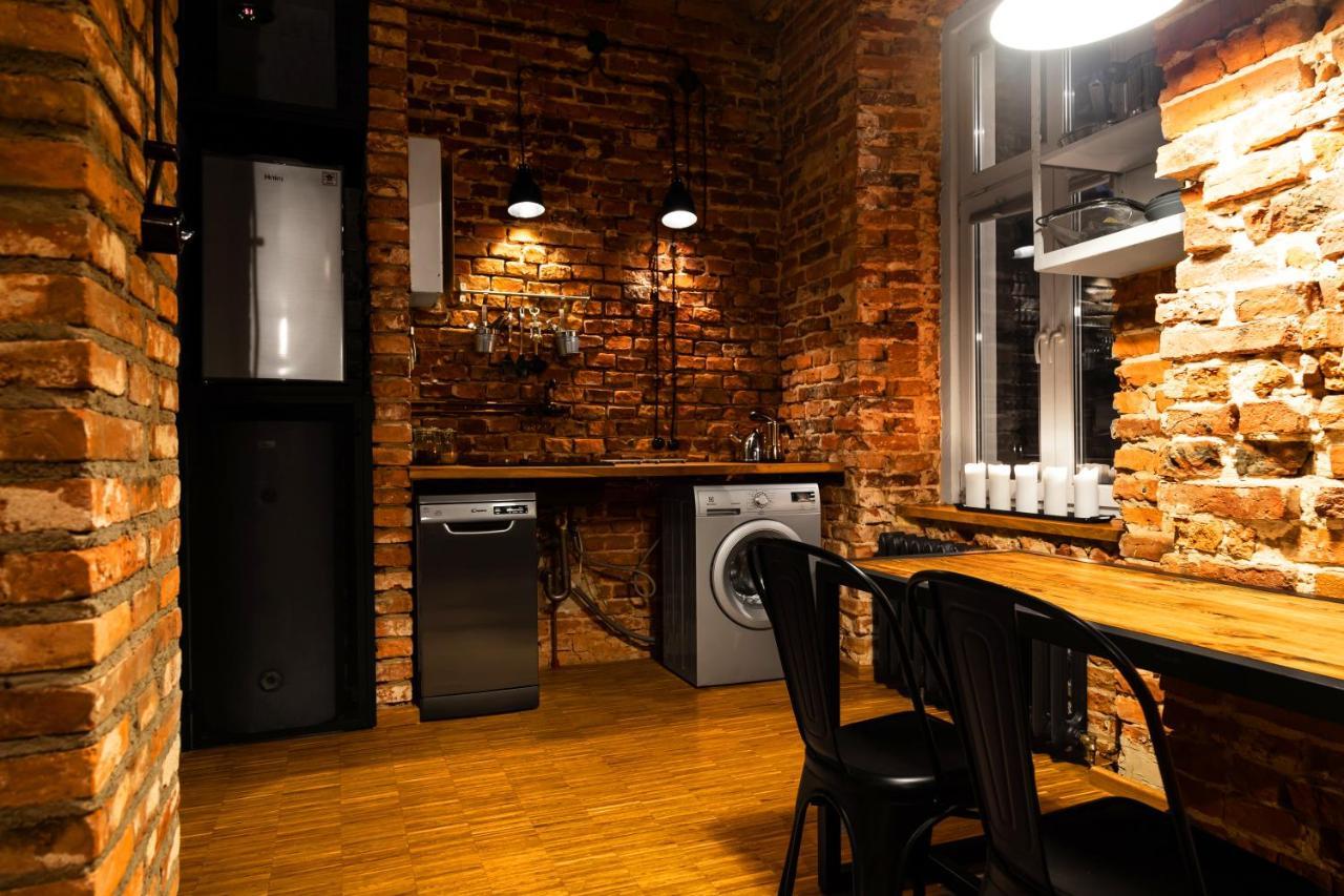 Househost Apartmeni: Podbrzezie 2/20 Apartament *
