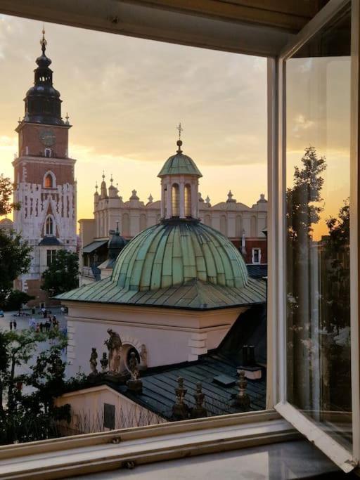 Apartment Royal Palace From The 14th Century - 125 M2 *