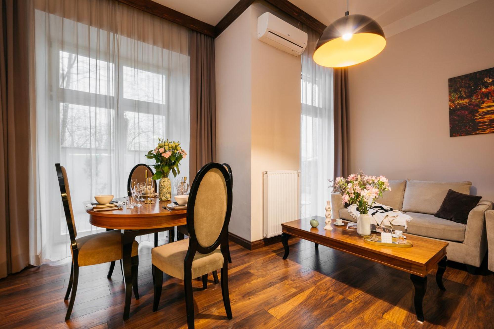 Aparthotel Topolowa - Loftaffair Collection