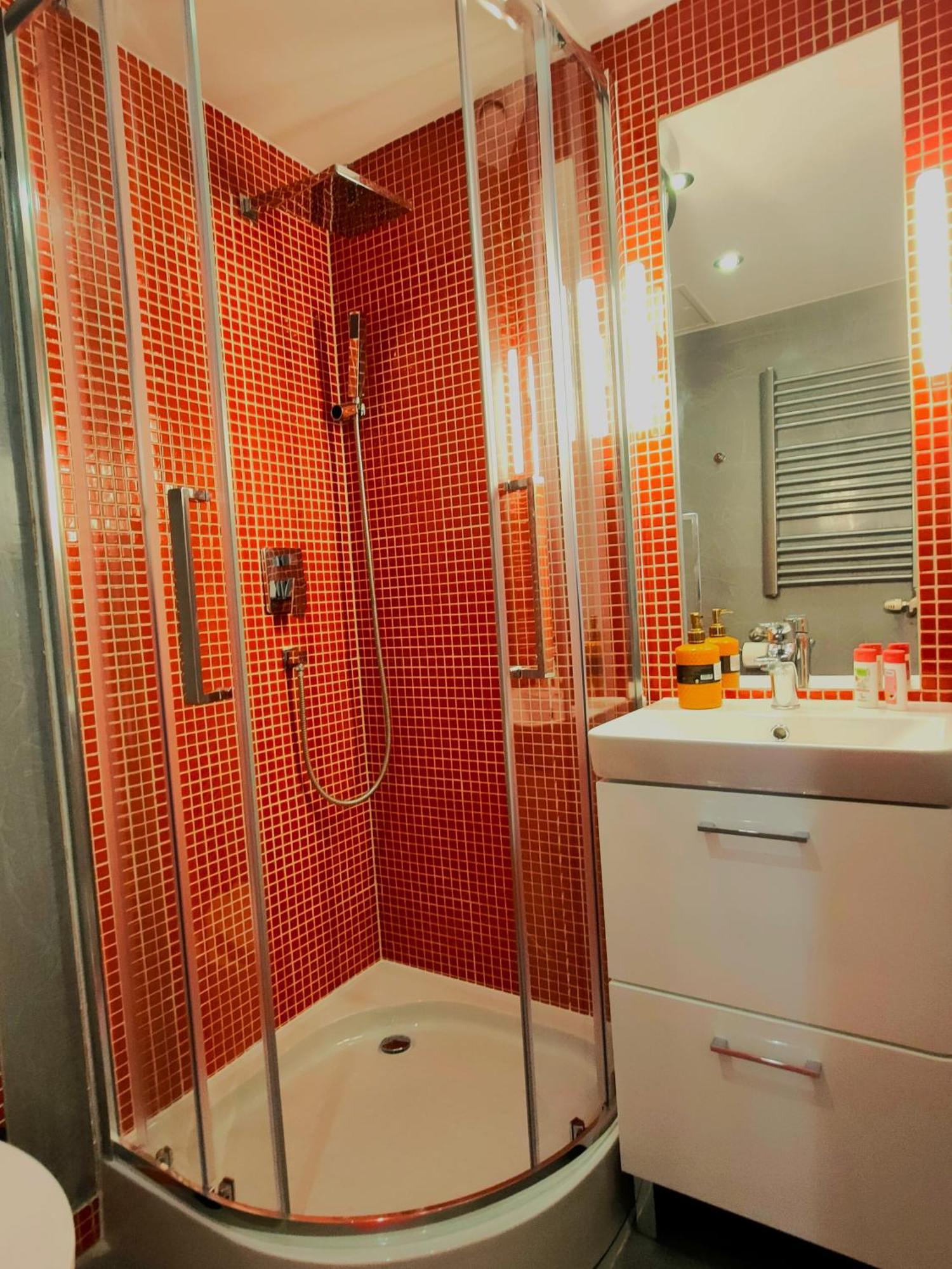 Apartament Mirror Pink *