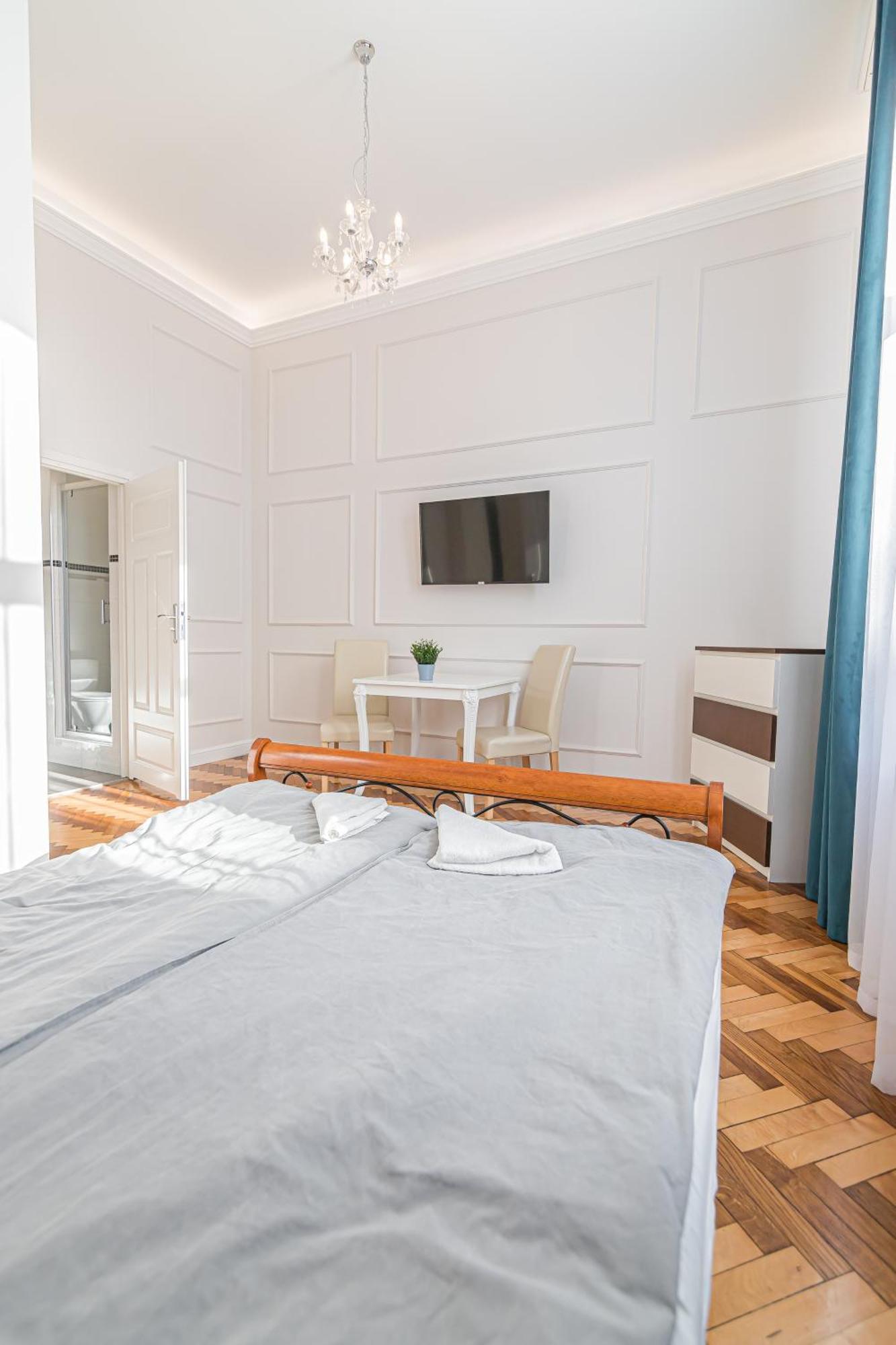 Royal Apartment