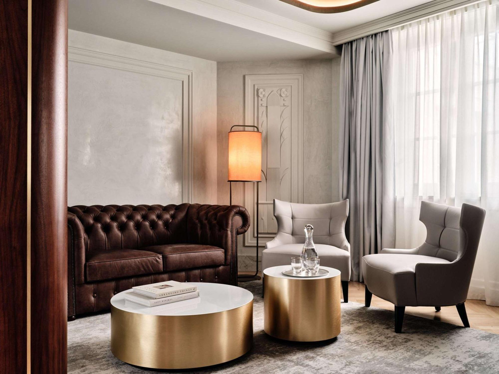 The Crown Center - Handwritten Collection Accor Hotel 4*