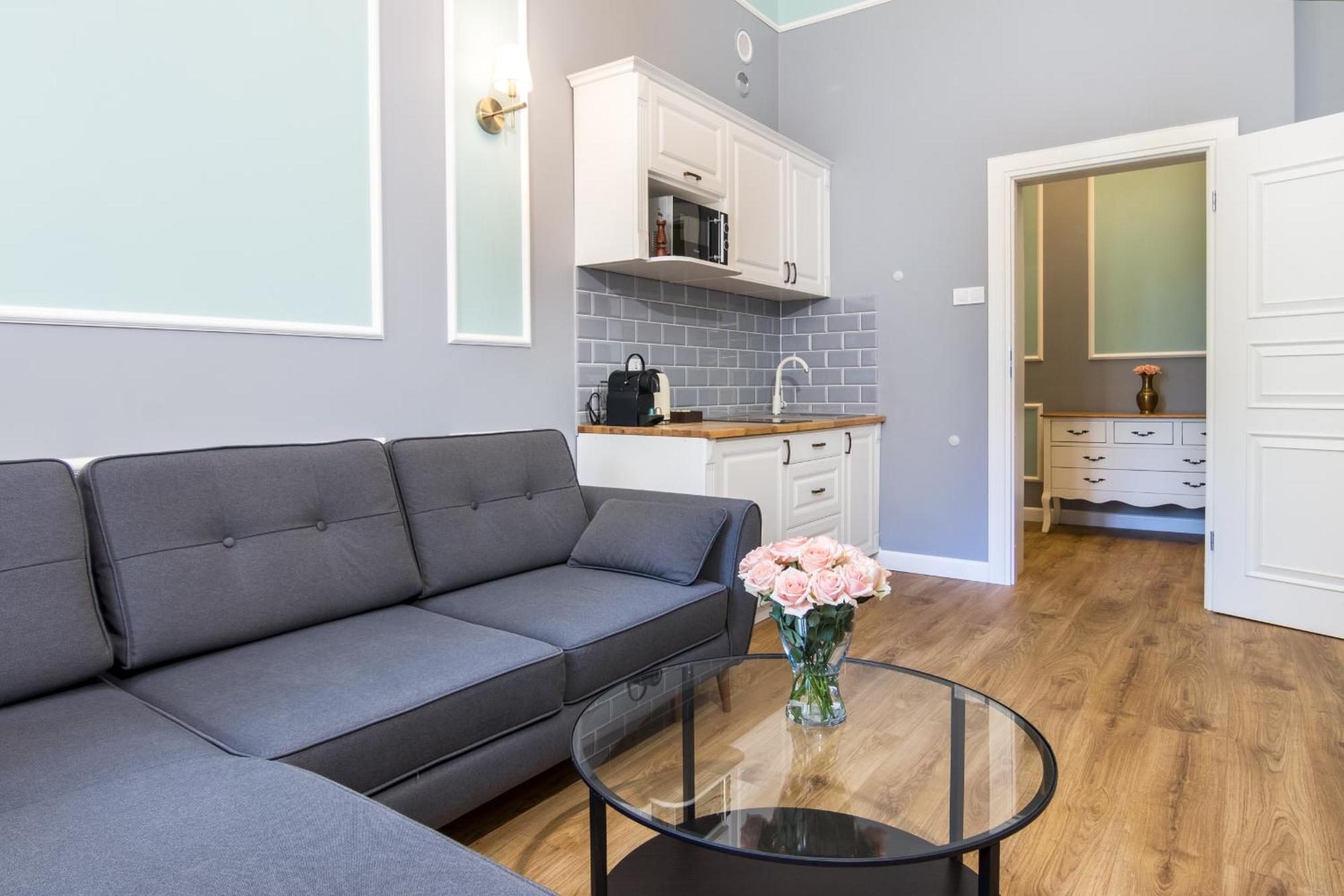Appartement Karmelicka Stylish In Cracow By Renters *