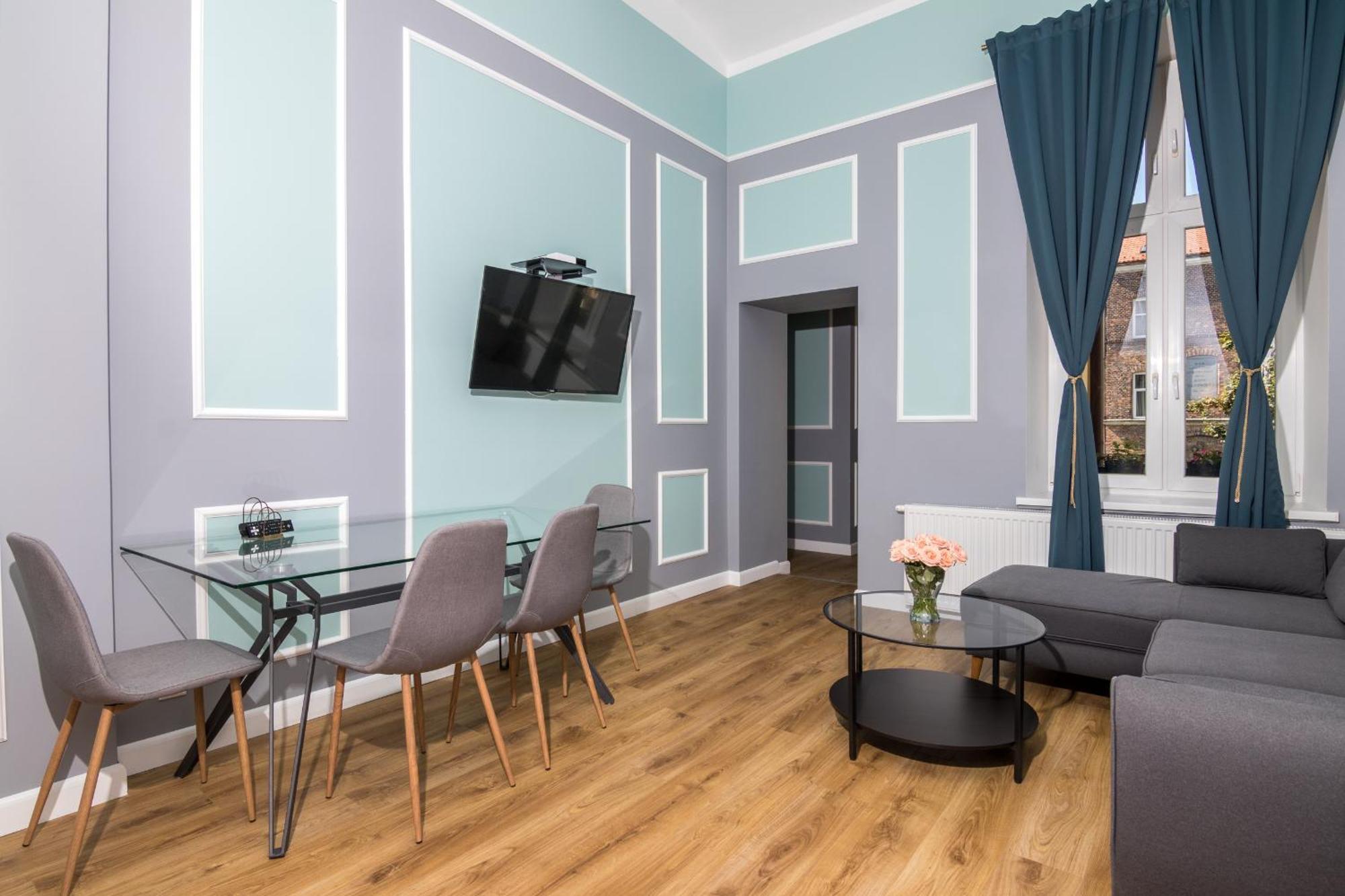 Karmelicka Stylish In Cracow By Renters *