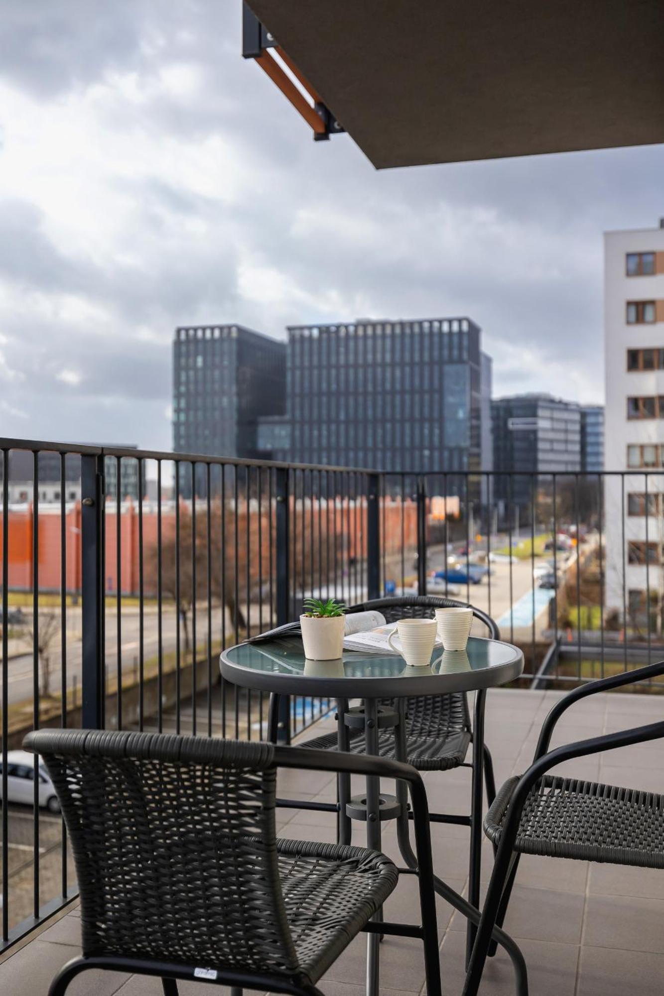 Modern With Parking In Cracow By Rent Like *