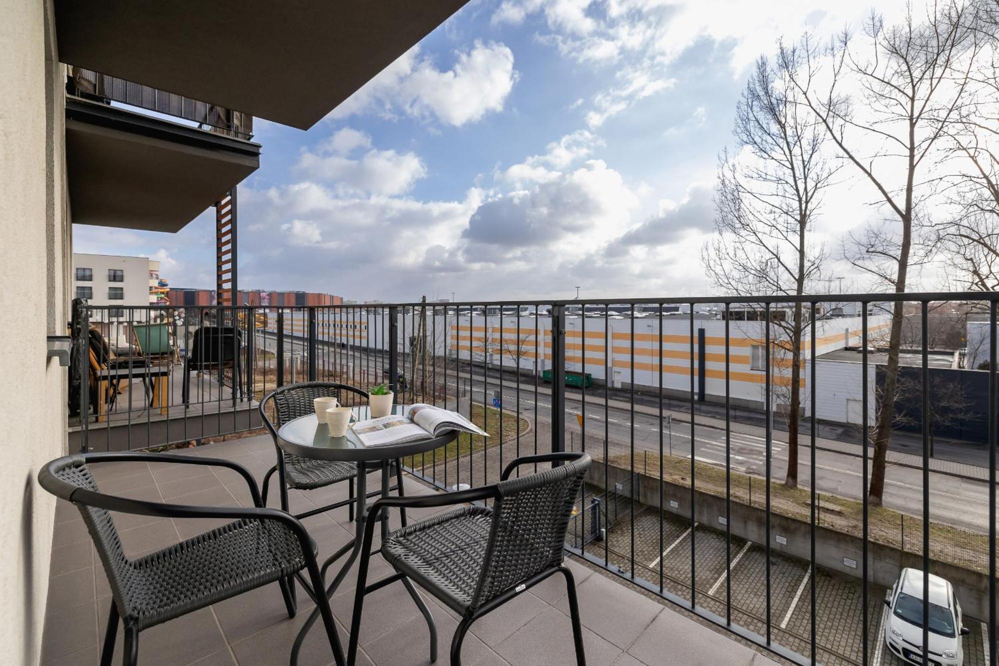 Modern With Parking In Cracow By Rent Like Appartement *