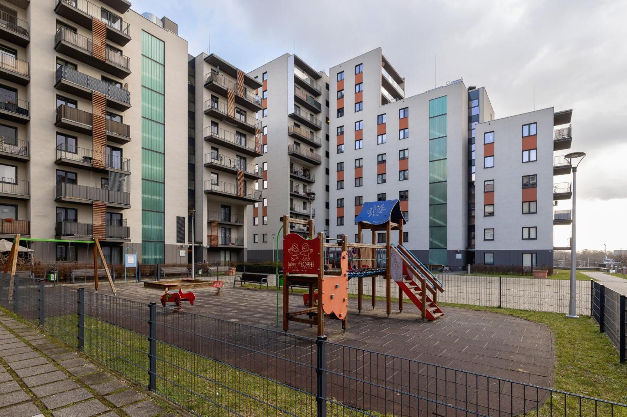 Modern With Parking In Cracow By Rent Like Appartement *