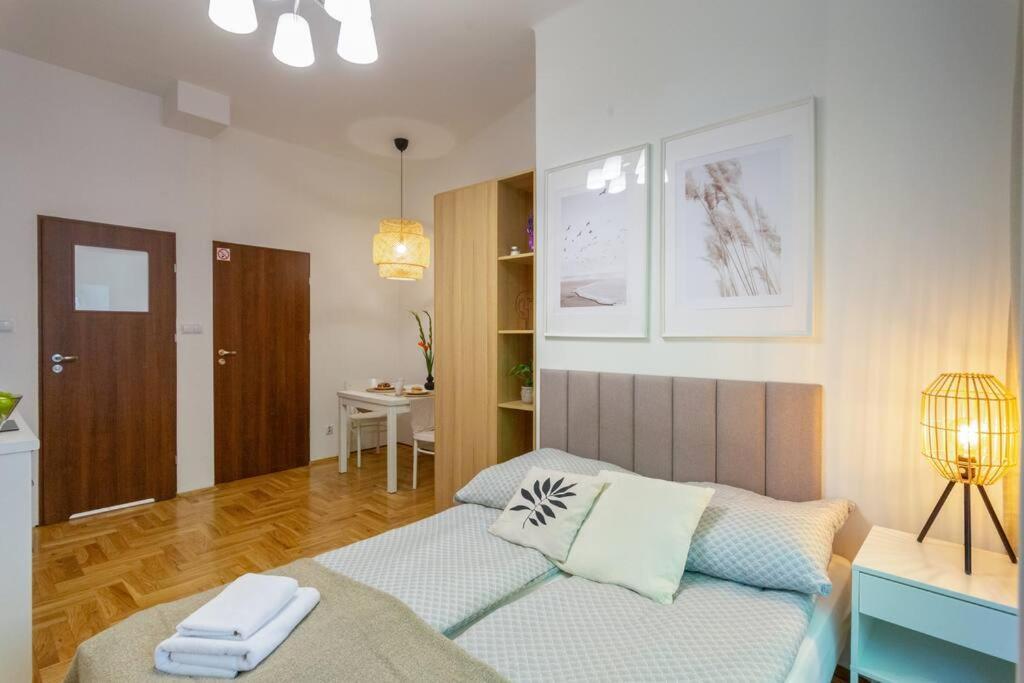 Apartamento June C W/small Balcony
