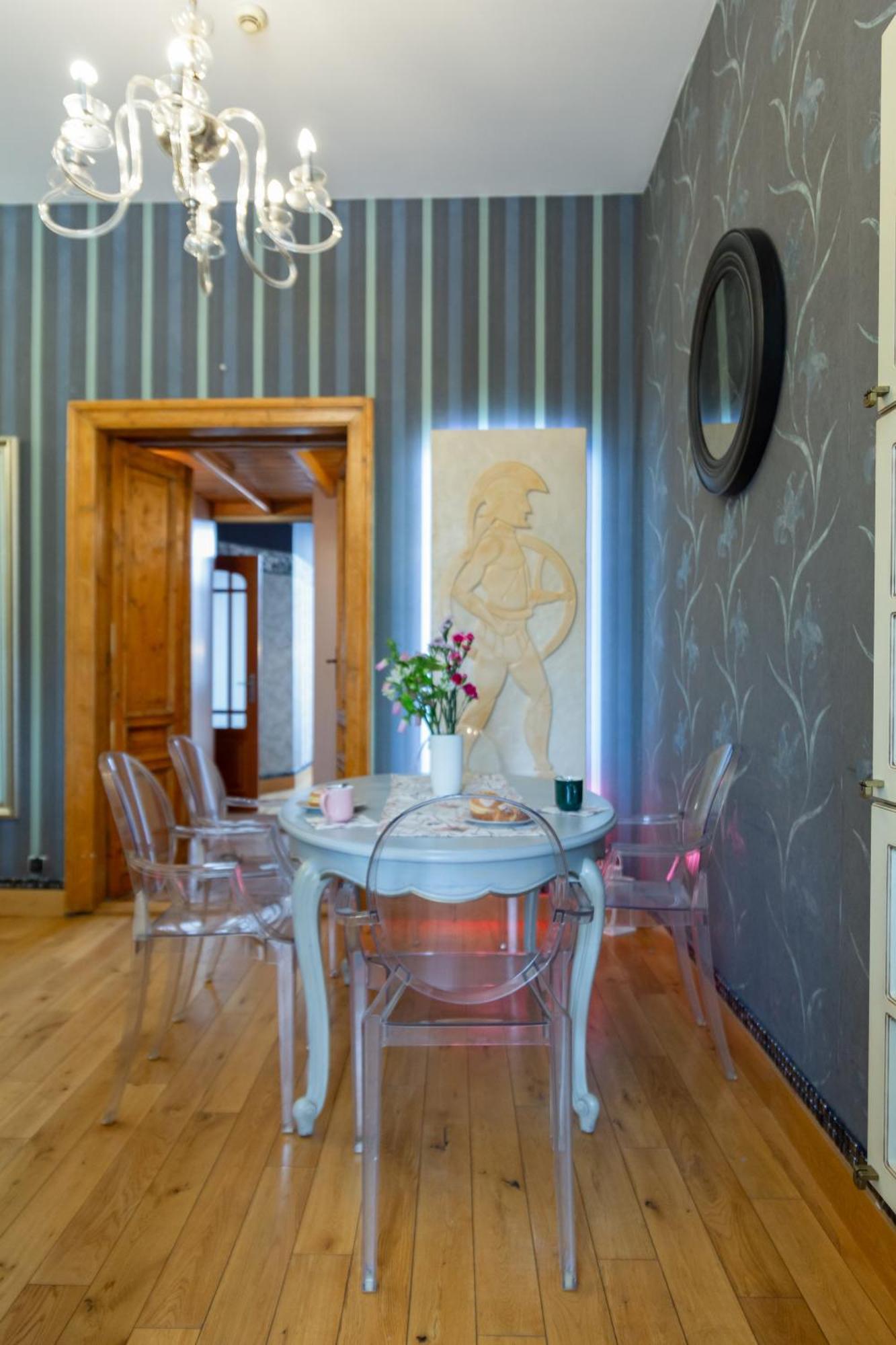 Indigo 2-bedroom In The Center Kraków
