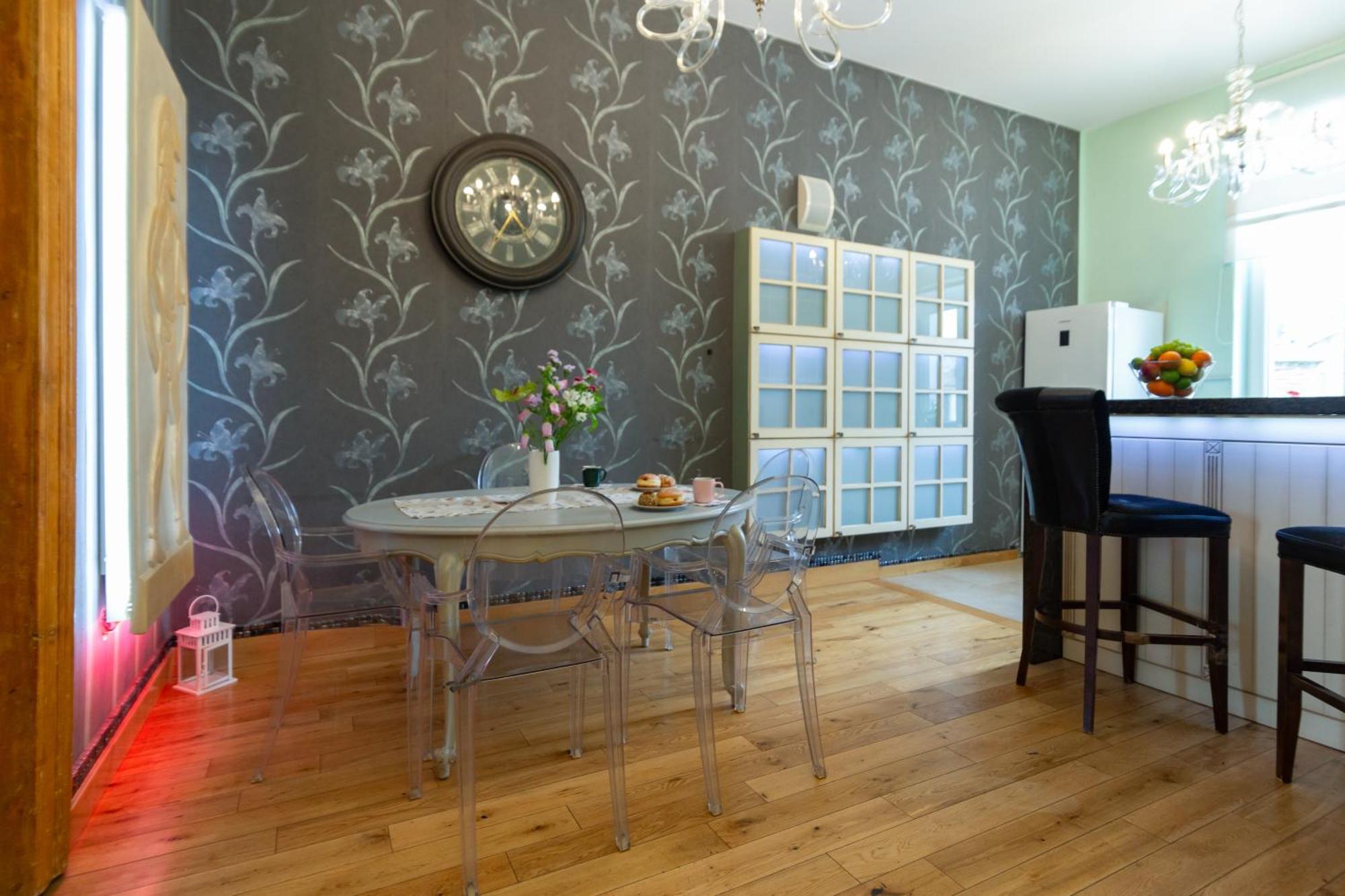 Apartament Indigo 2-bedroom In The Center *