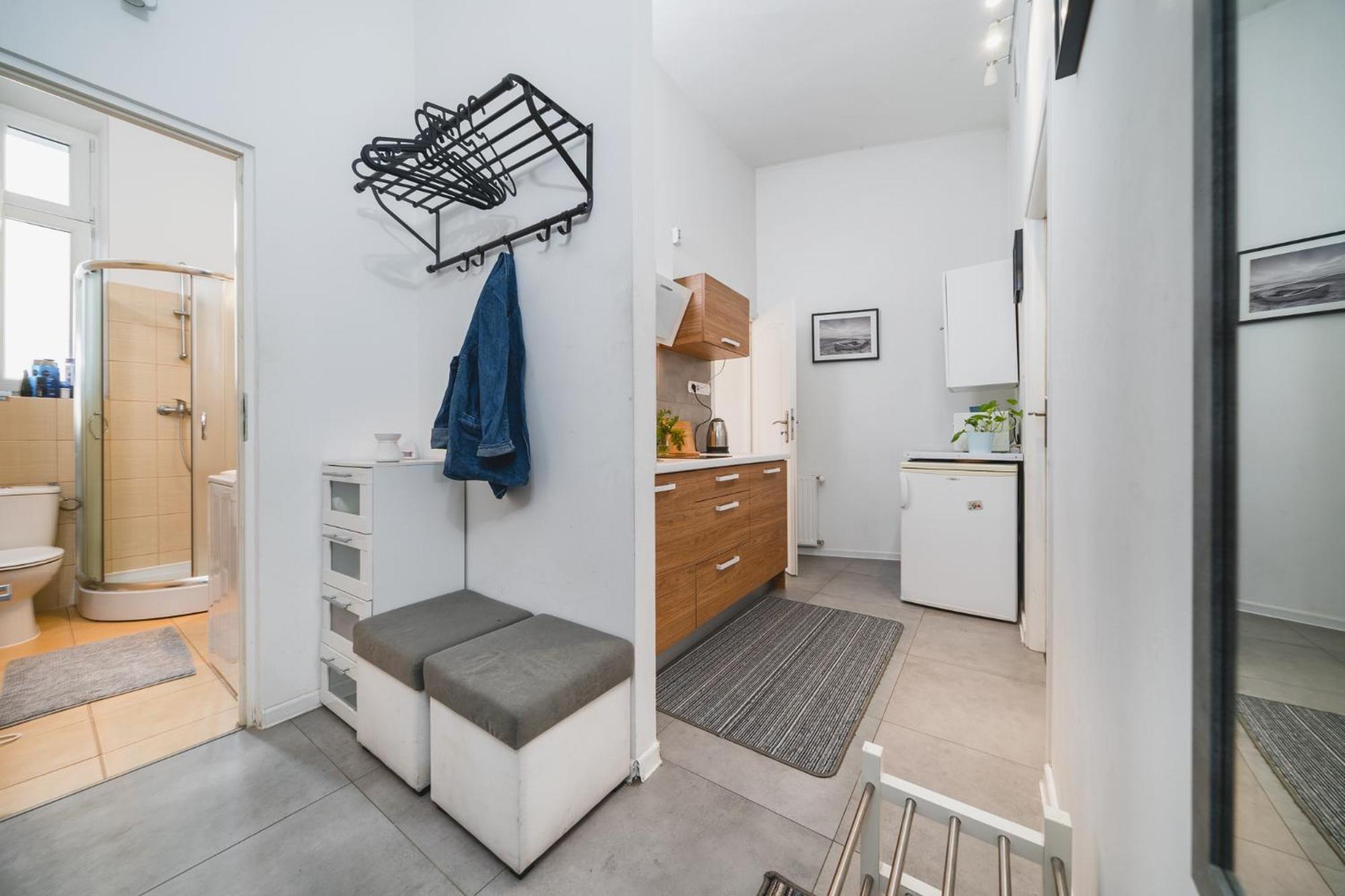 Apartment Plac Nowy - The Heart Of Jewish Quarter - By Upstairs Krakow