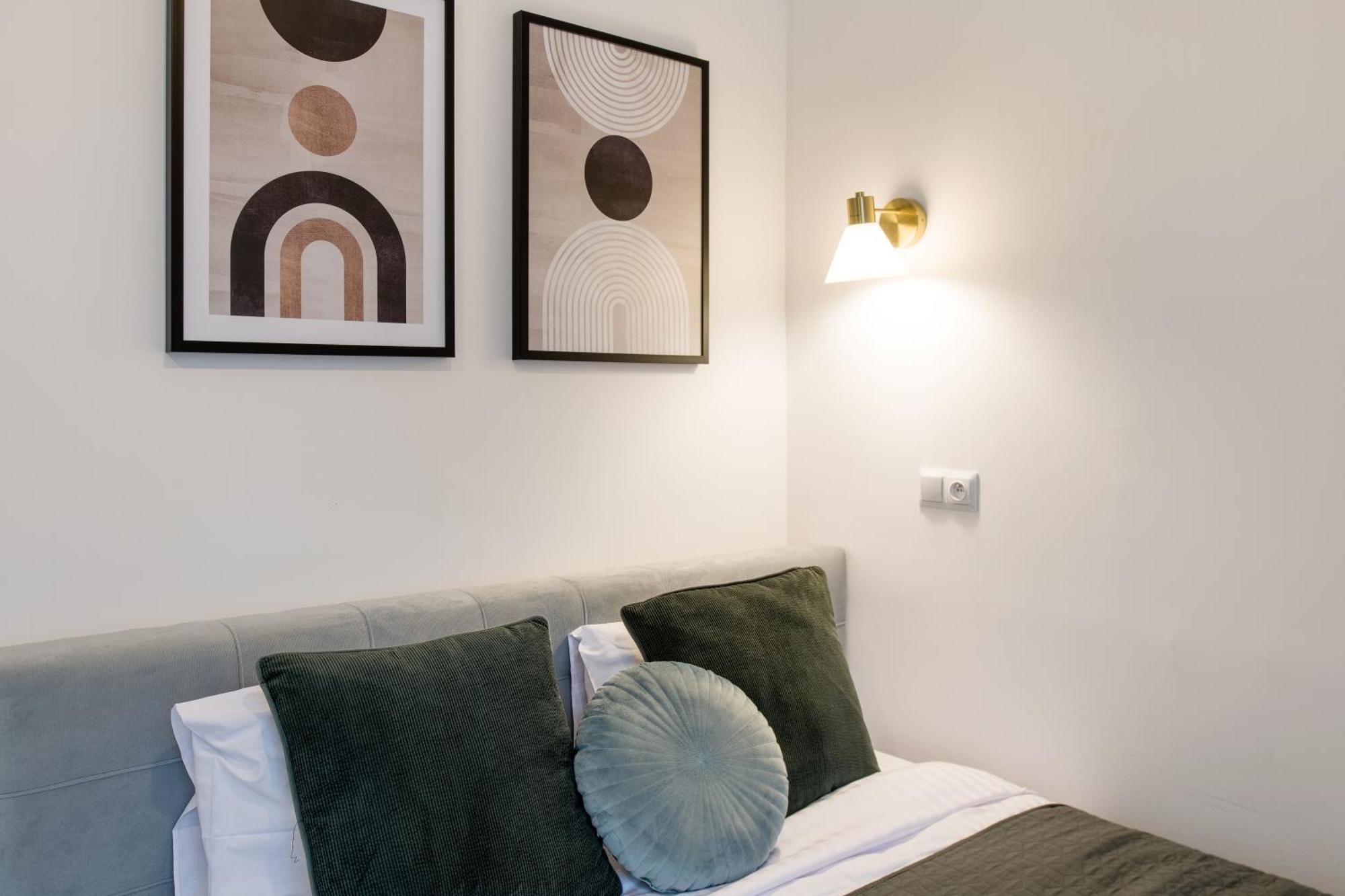 Wawelove Pilsudskiego - 3 Bedroom Apt. With Balcony And Free Parking! Apartment *