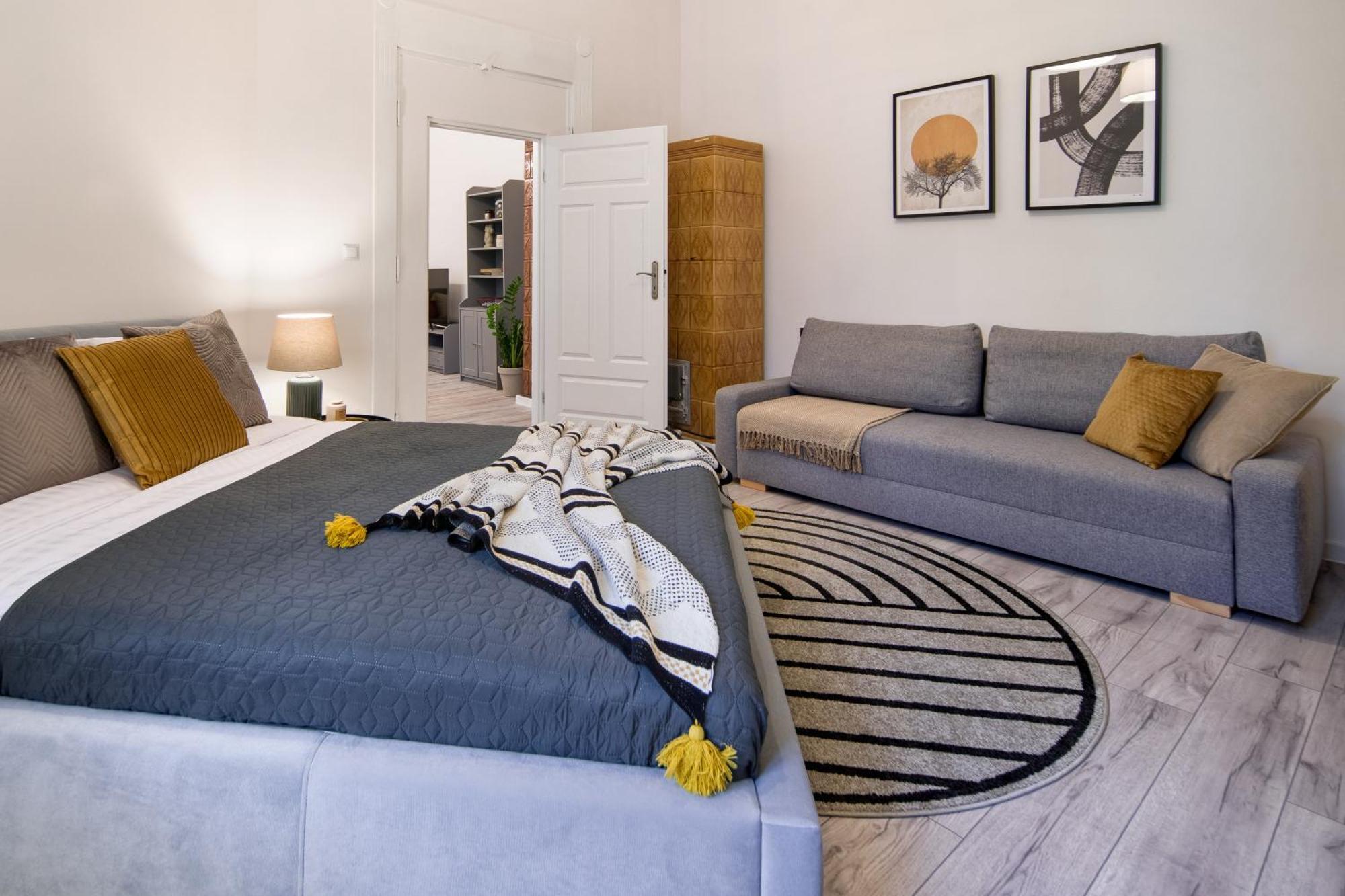 Wawelove Pilsudskiego - 3 Bedroom Apt. With Balcony And Free Parking! Krakow