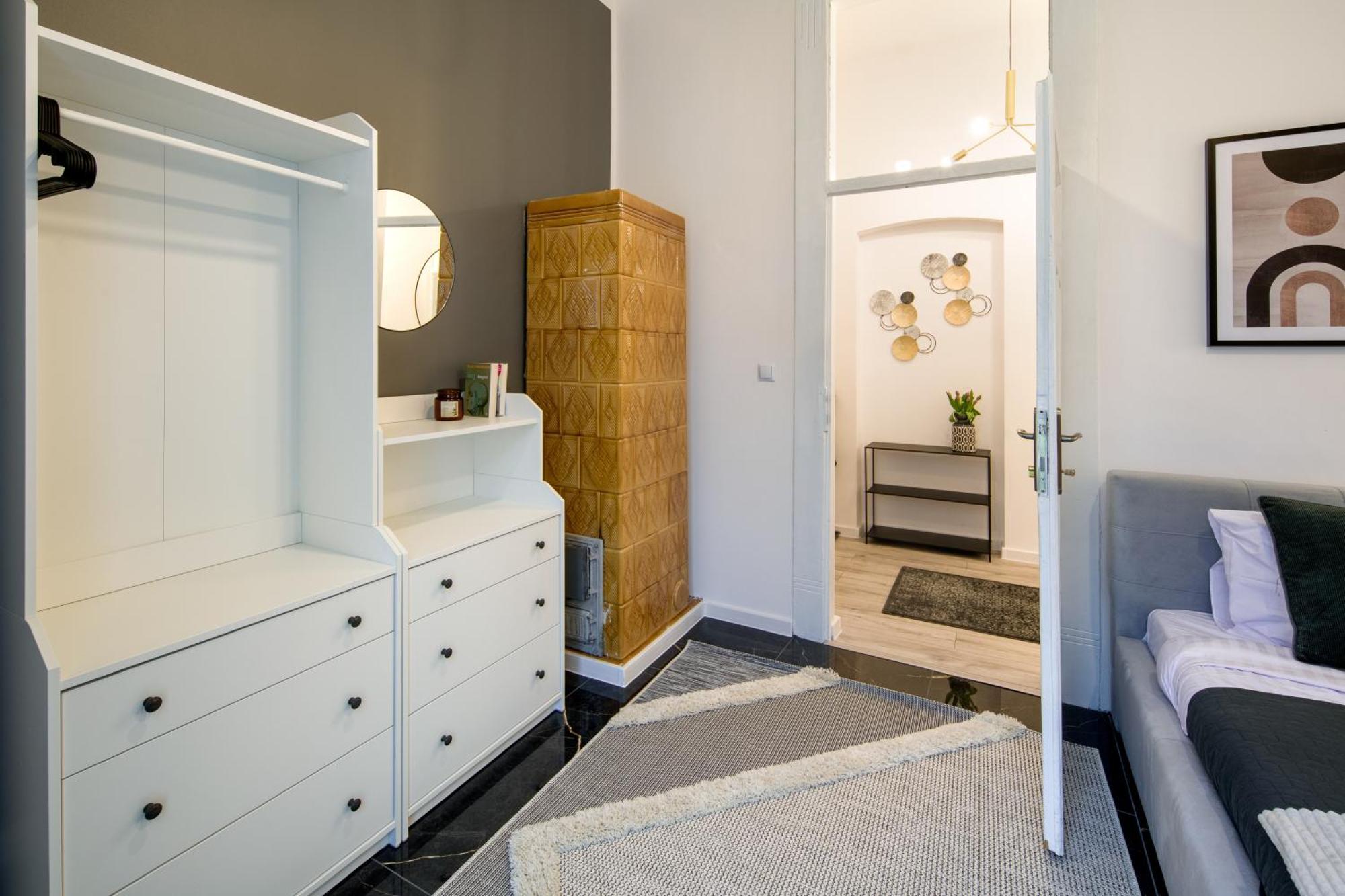 Apartment Wawelove Pilsudskiego - 3 Bedroom Apt. With Balcony And Free Parking! *