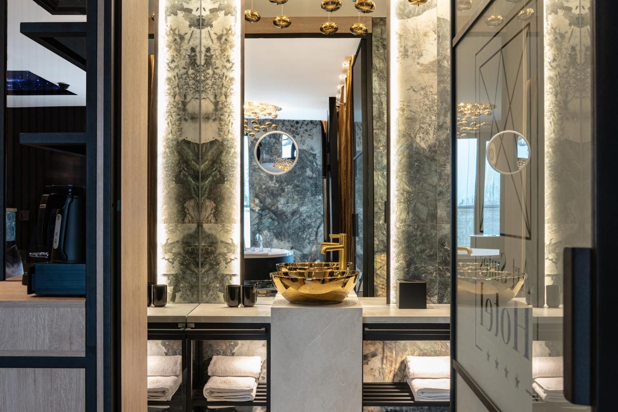 Art Luxury
