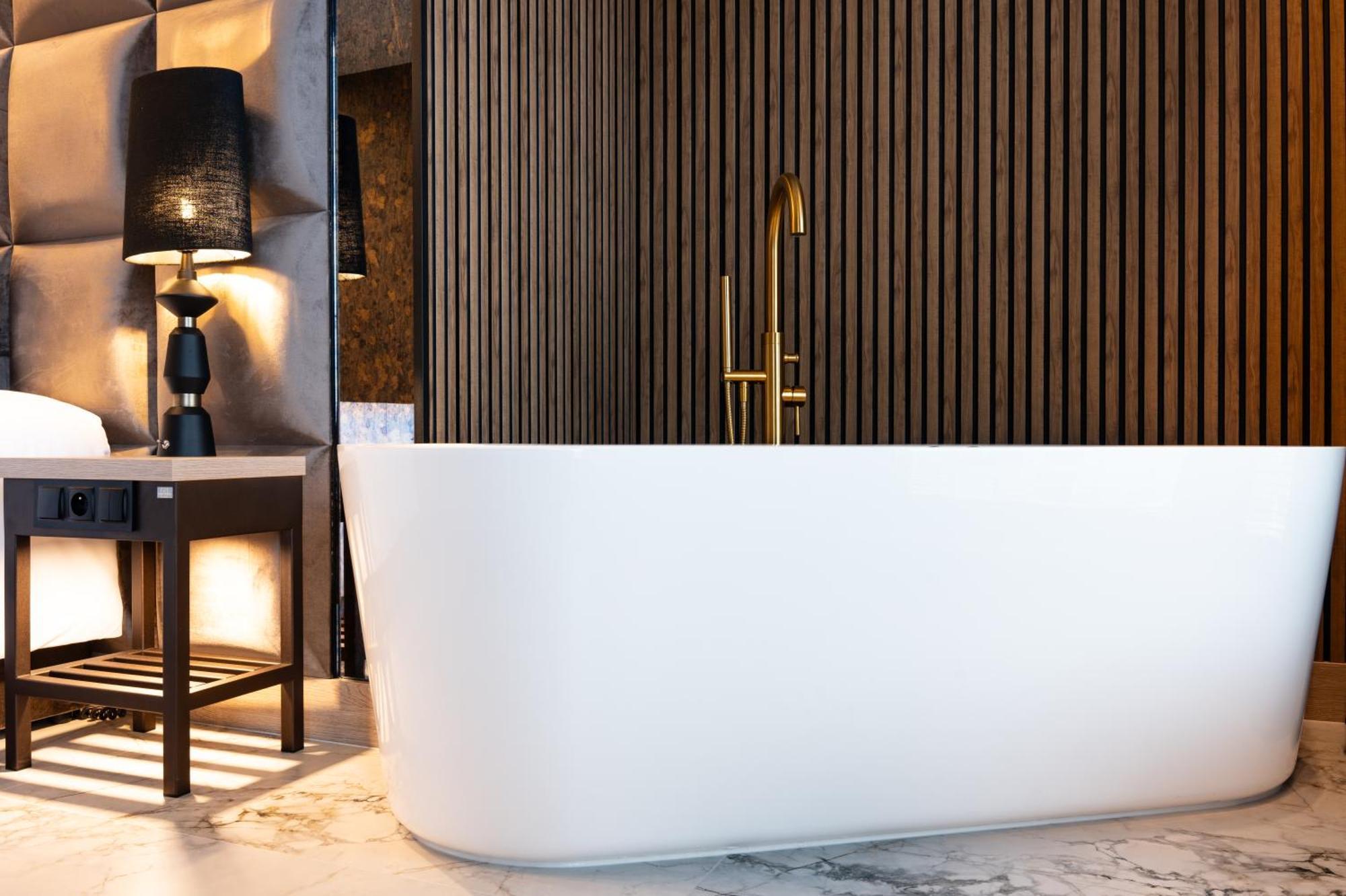 Art Luxury 4*