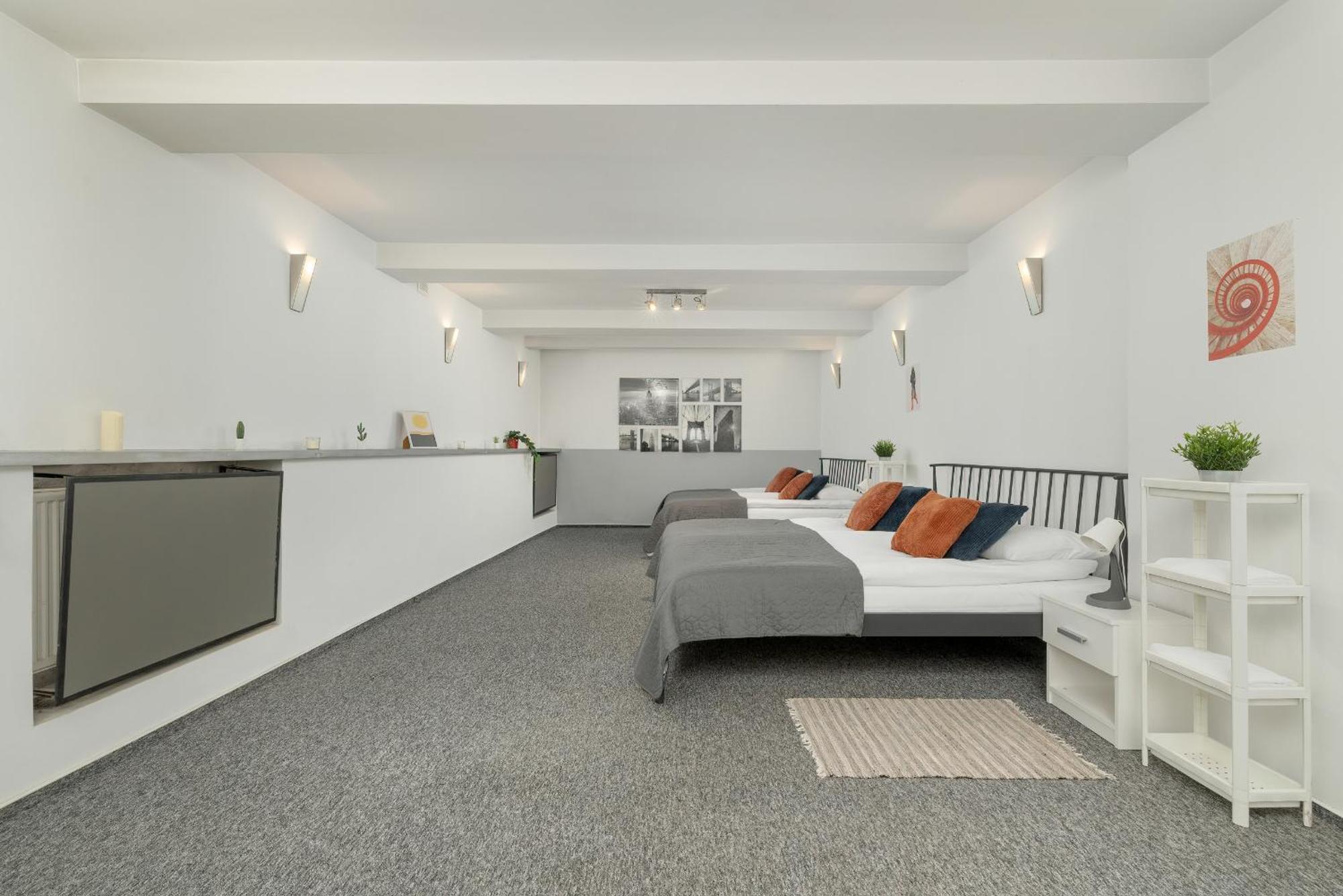 Apartament Przyszlosci, 2 Sypialnie W Krakowie By Renters Apartment *