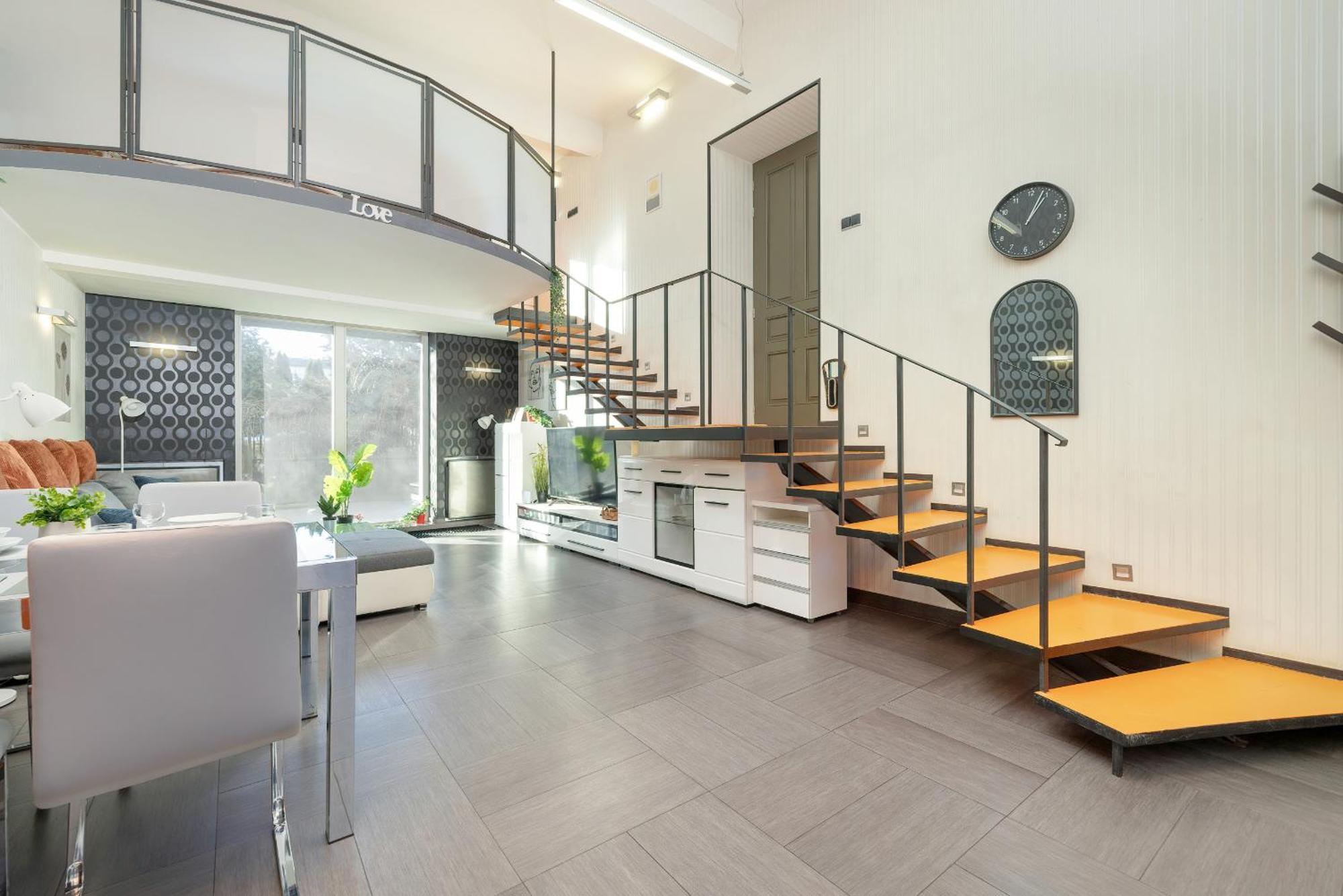Apartament Przyszlosci, 2 Sypialnie W Krakowie By Renters Apartment Krakow