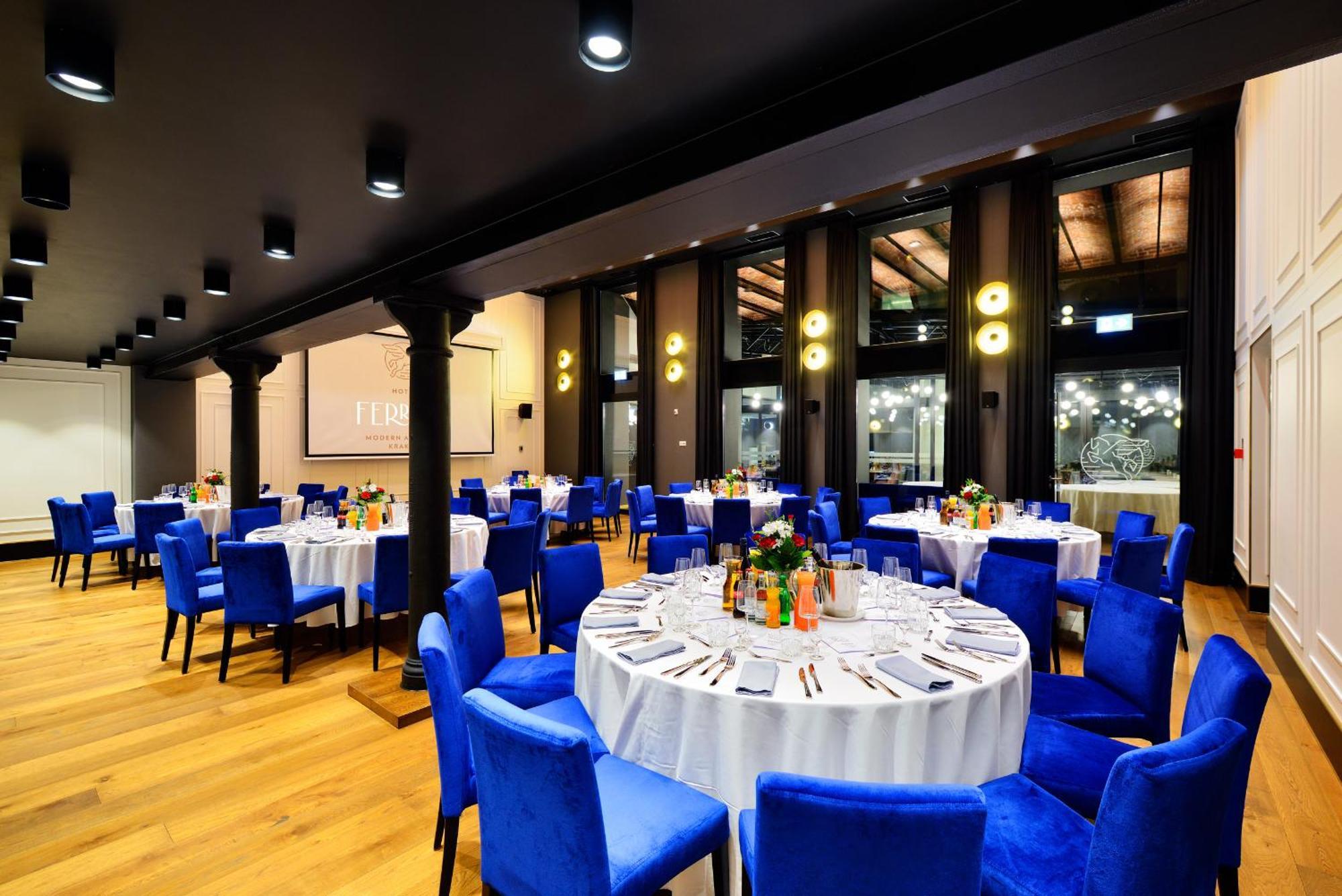 Ferreus Modern Art Deco Hotel 5*
