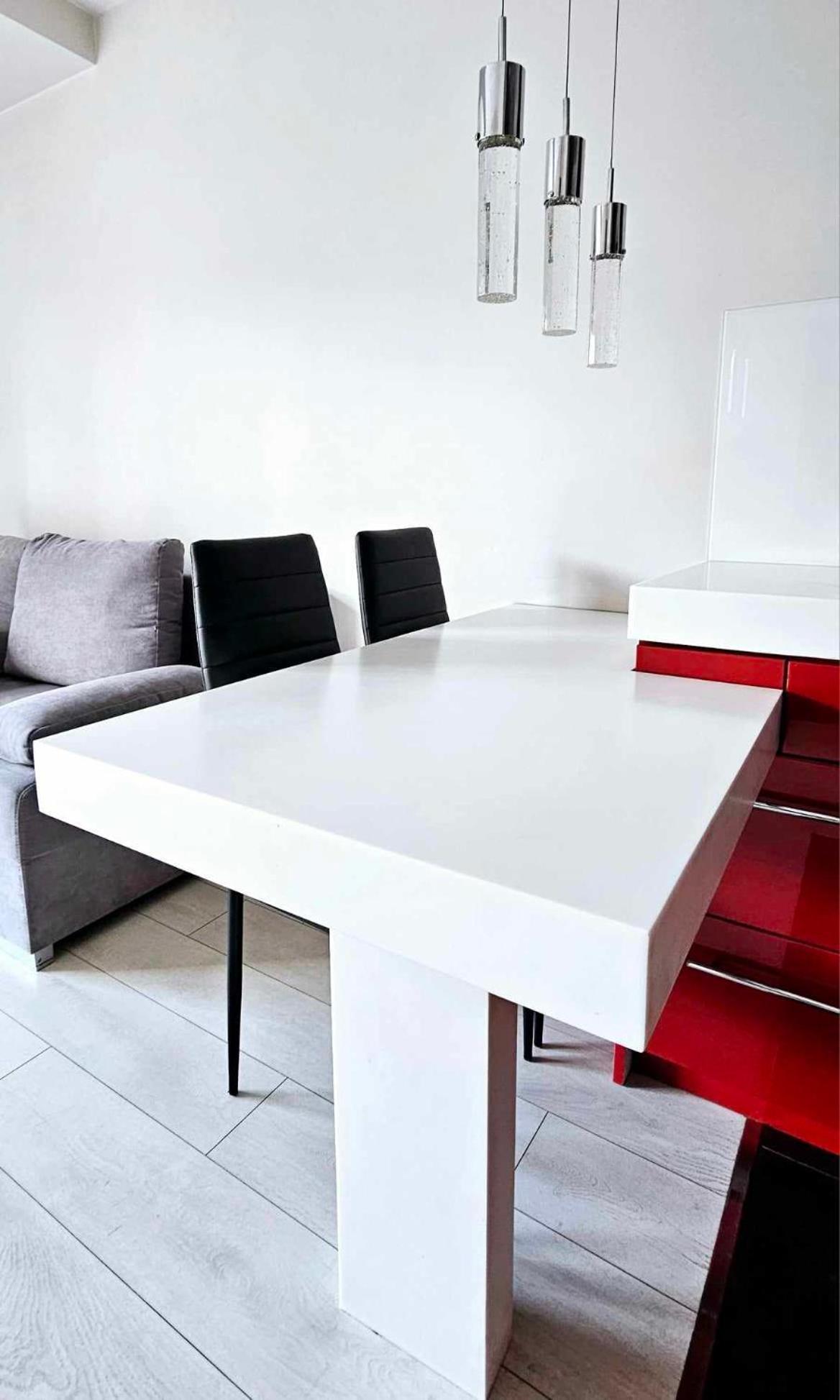Pawia Modern *
