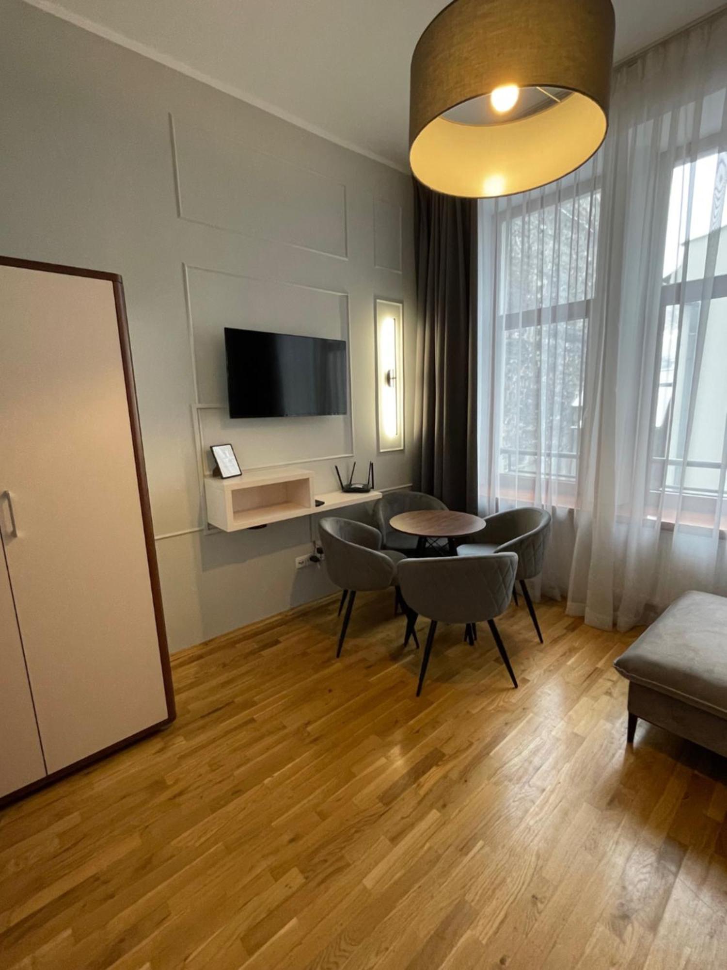 Apartament On/set