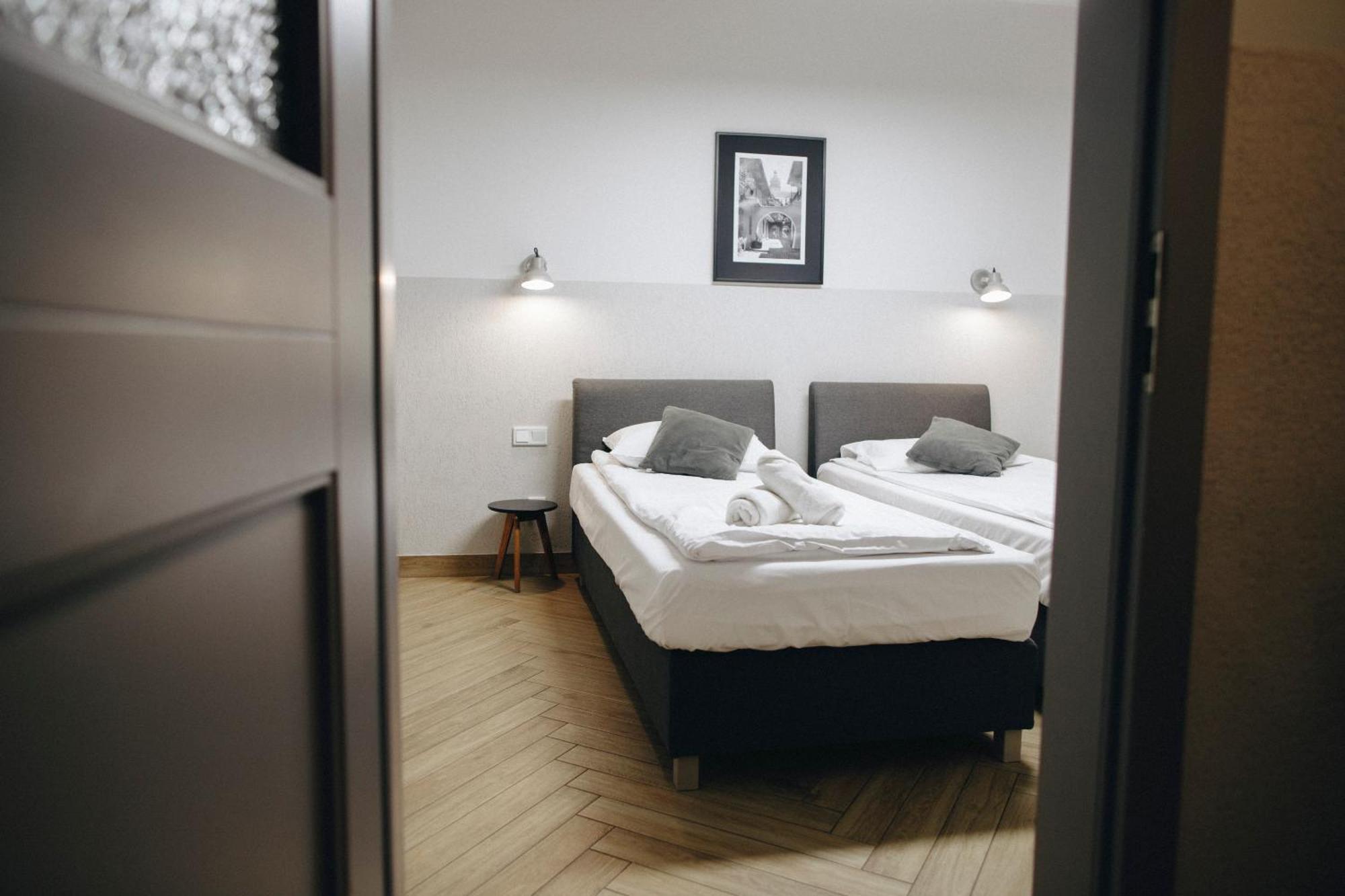M5 Main Square Stylish One Bedroom Apartment *