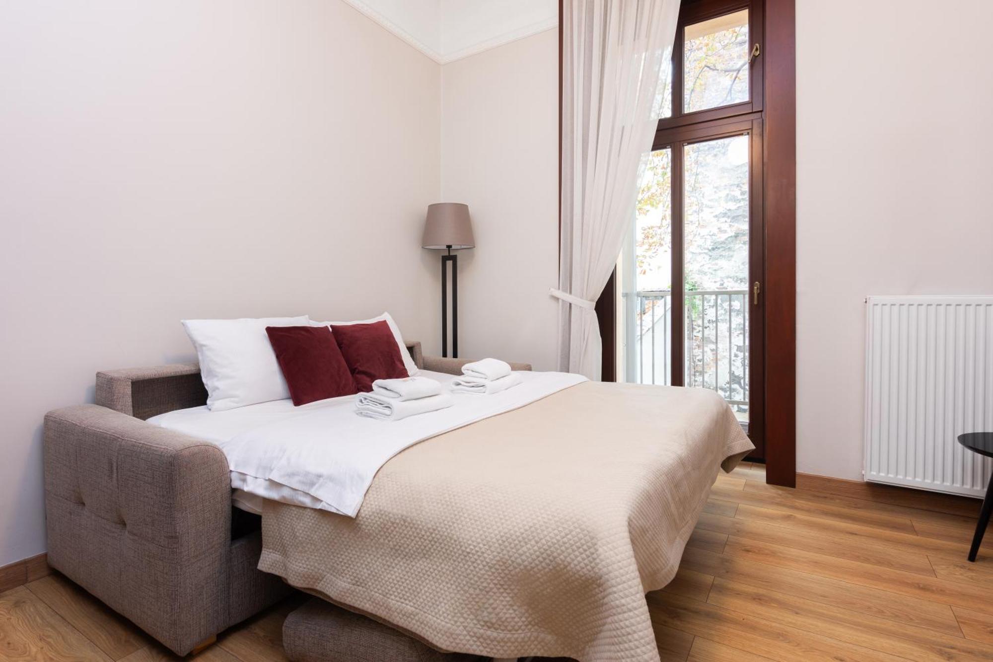 Aparthotel Arianska 16 By Nearto Pl *