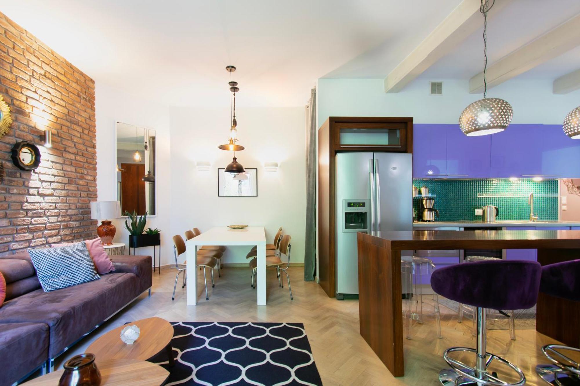 Appartement Spacious 3br With Ac In Living Room, 2 Balconies Krakau