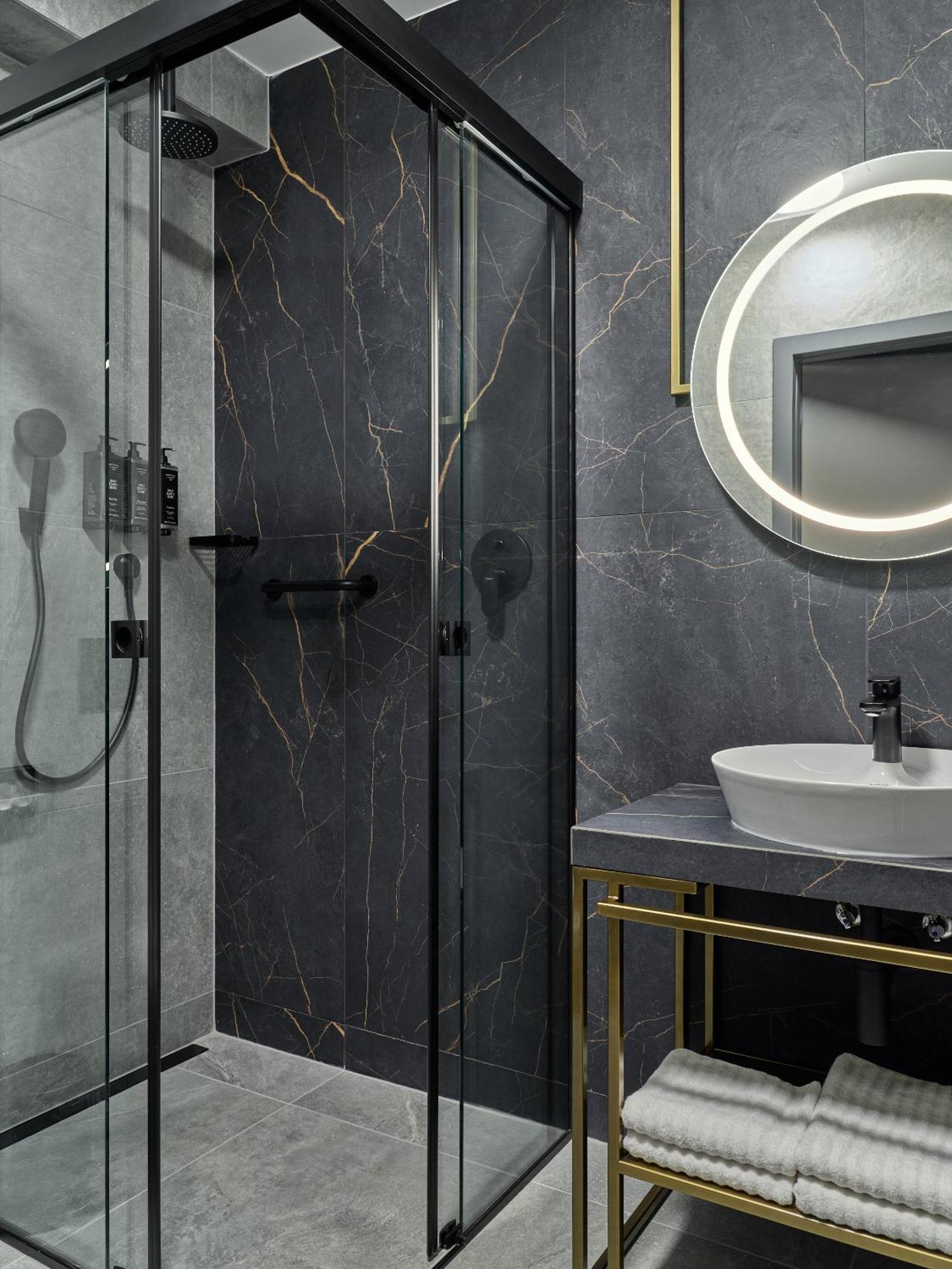 Garamond, A Tribute Portfolio Hotel, Old Town Krakau