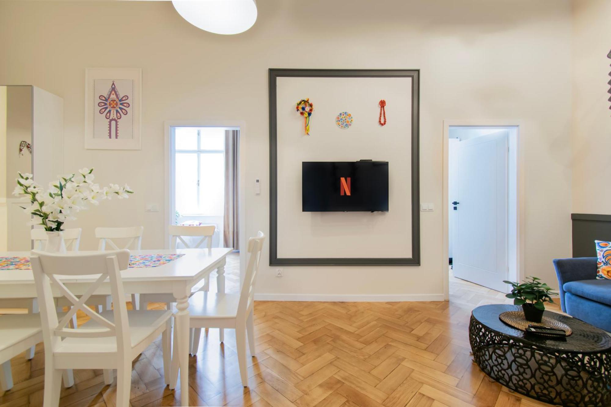 Modern Pilsudskiego Street Appartement