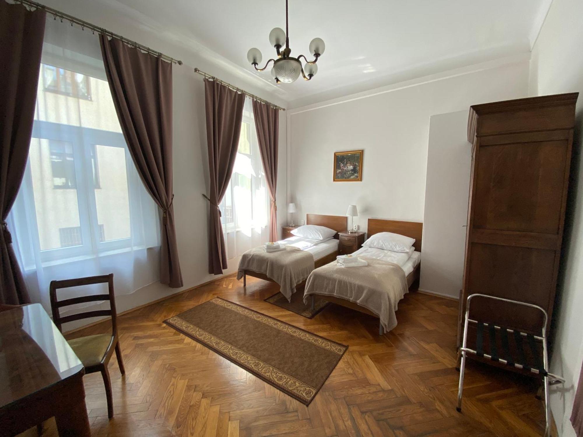 Aparthotel Maria 2*