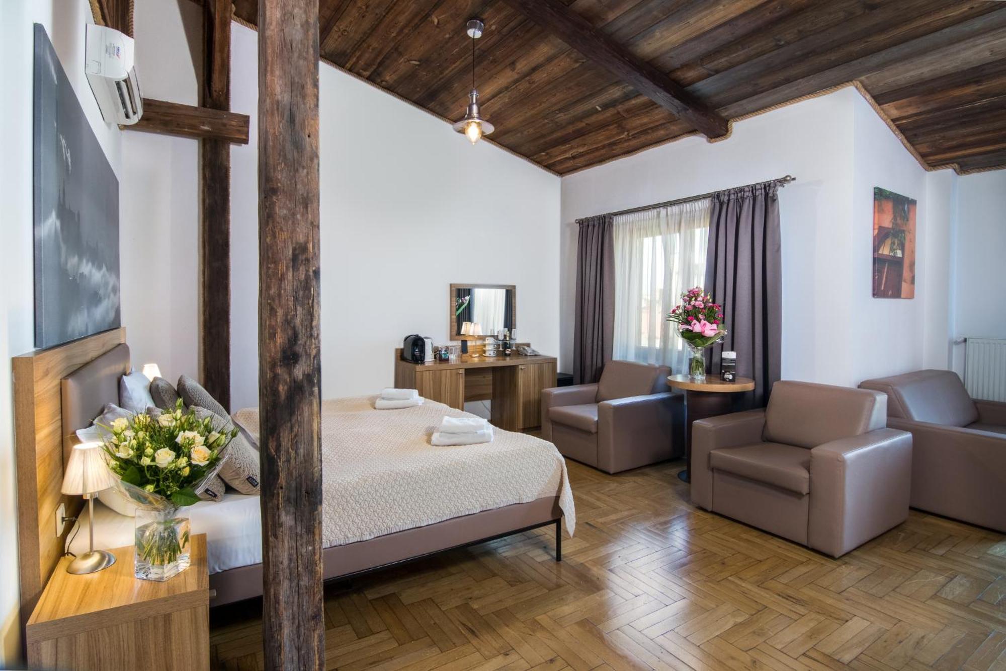 Aparthotel Pergamin 3*